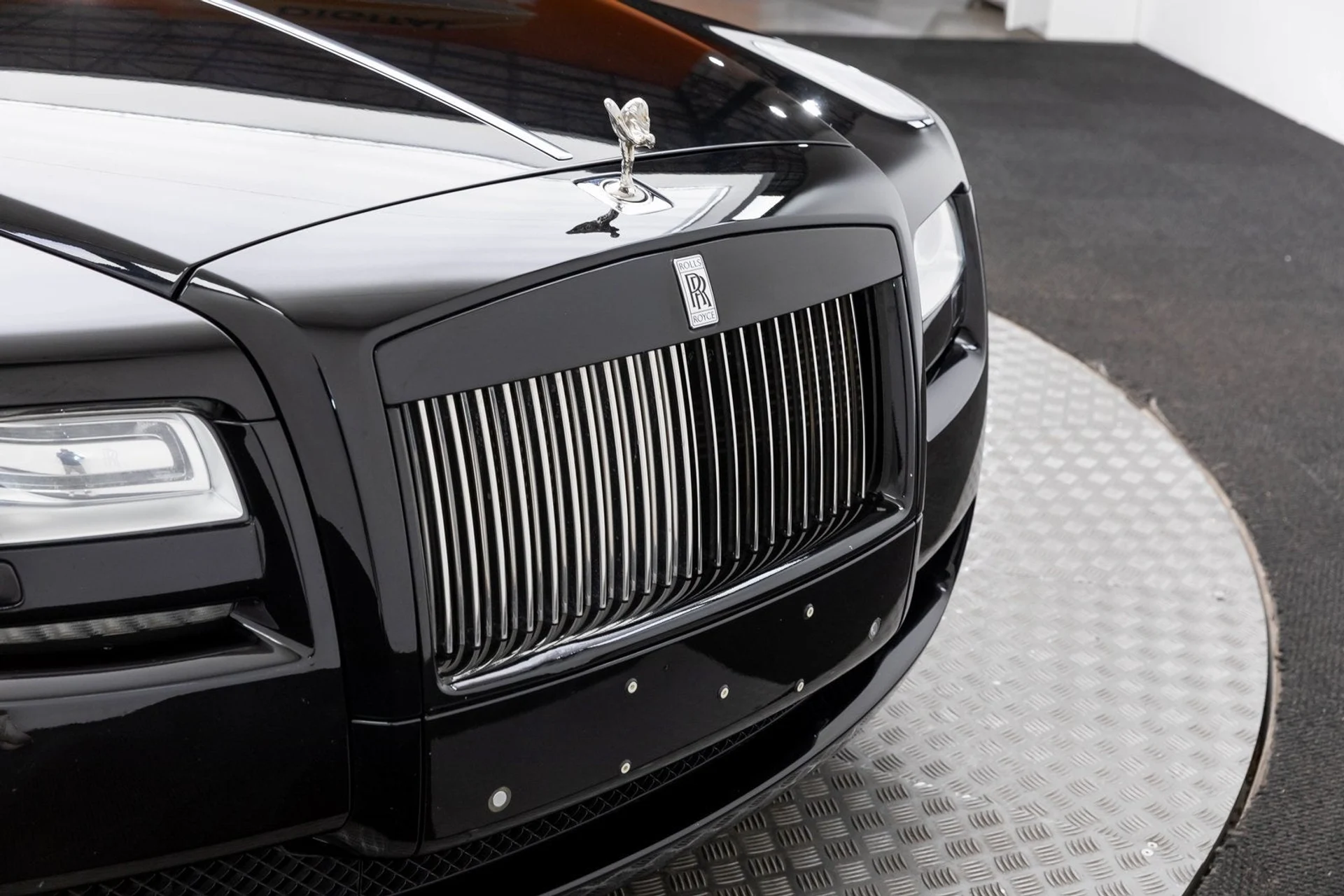 mph051_12399027_52_2c5ccf787f