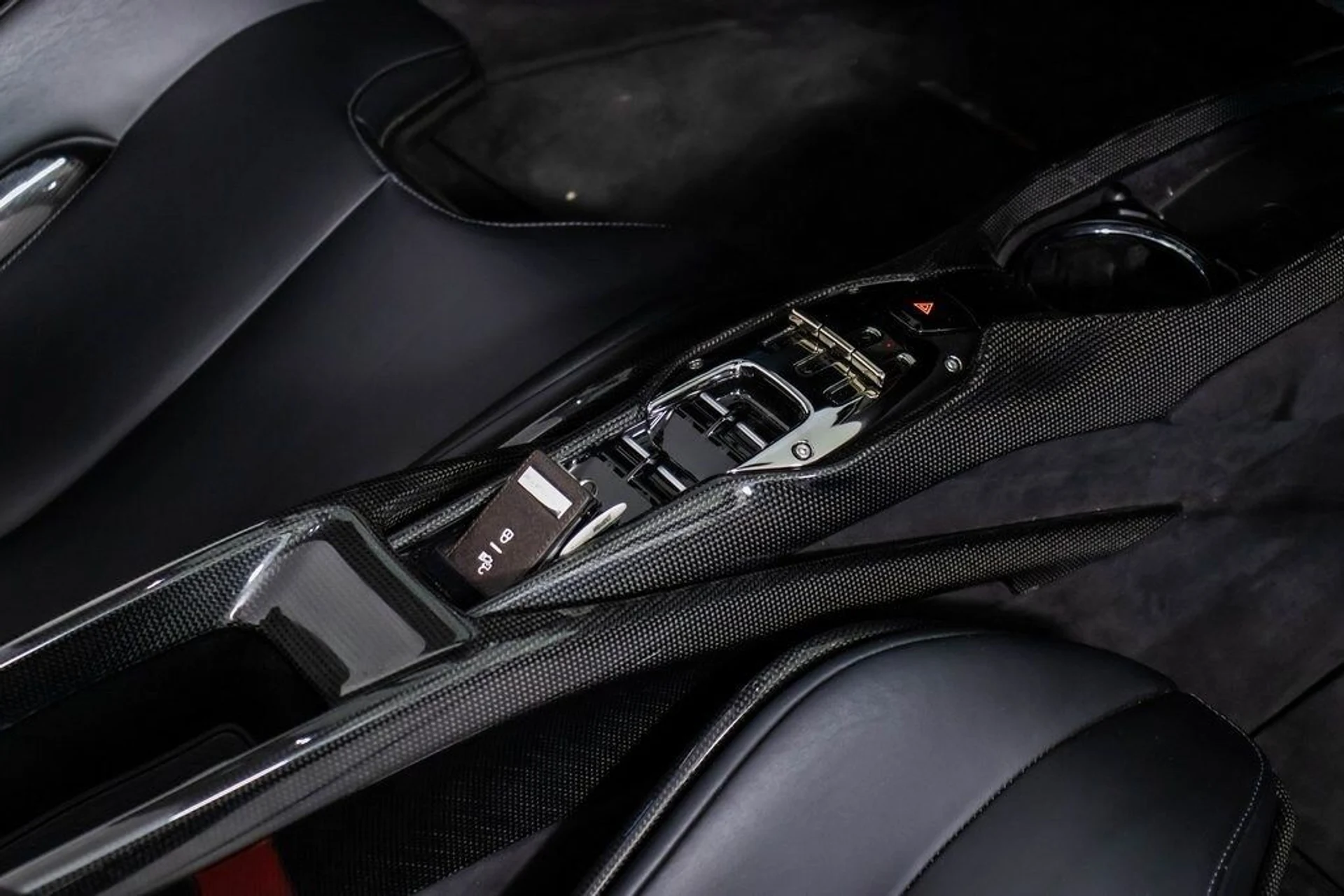 mph051_1255688108_34ac2424dcdda90023832f9a6c031e34x_9cf13803e2