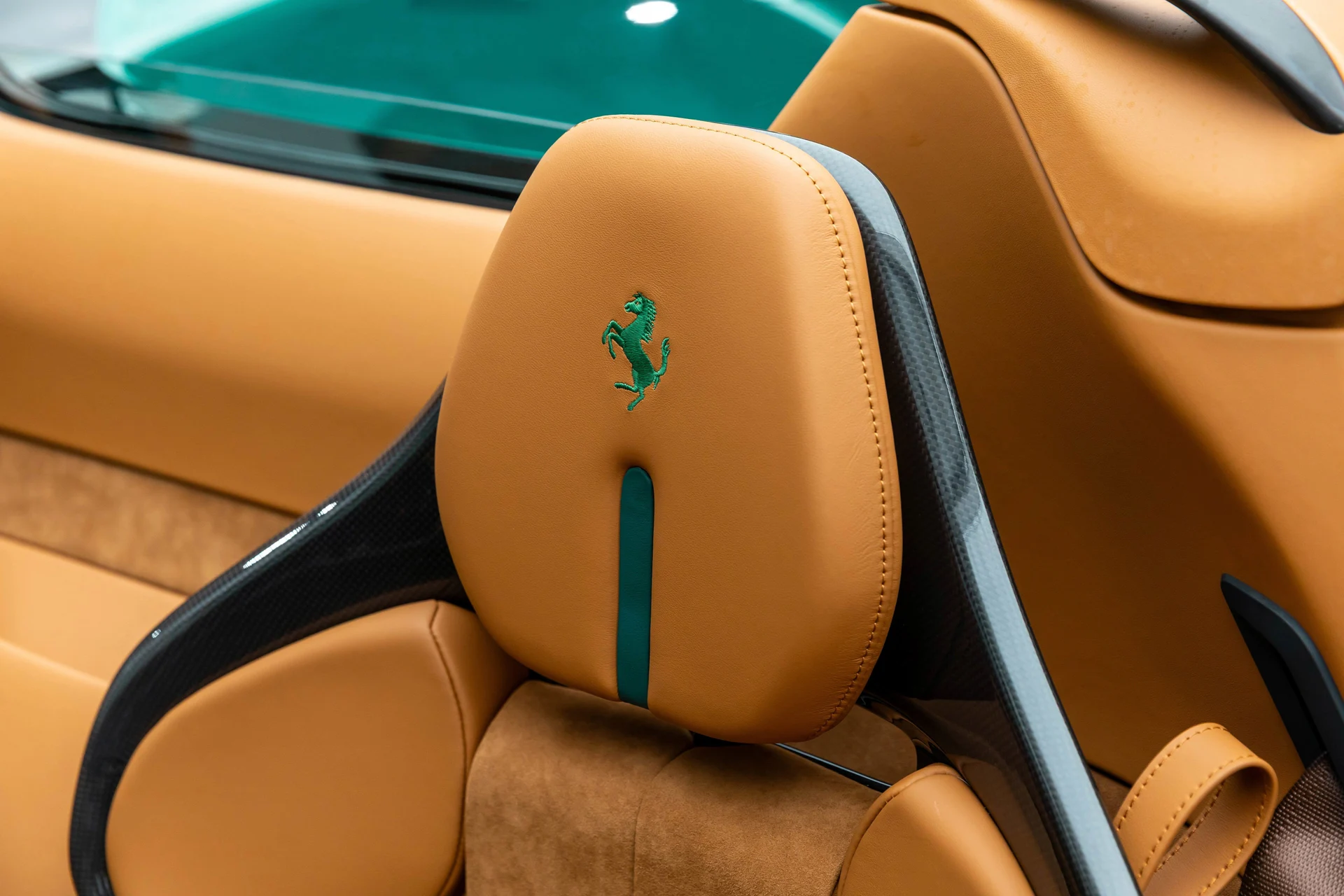 mph051_125646080_d5ffb49c8575474bac288062f4cb6af8_f38956fe07