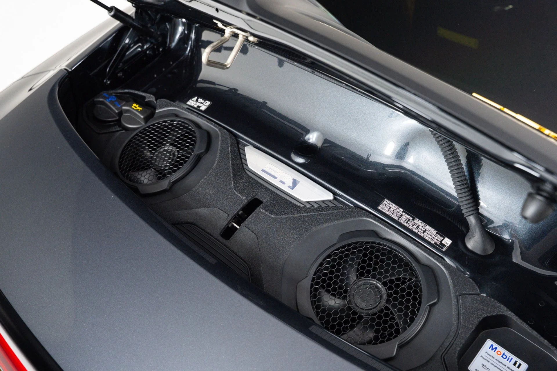 mph051_1272183568_Used_2024_Porsche_911_ST_1791913206_1a40110d0b