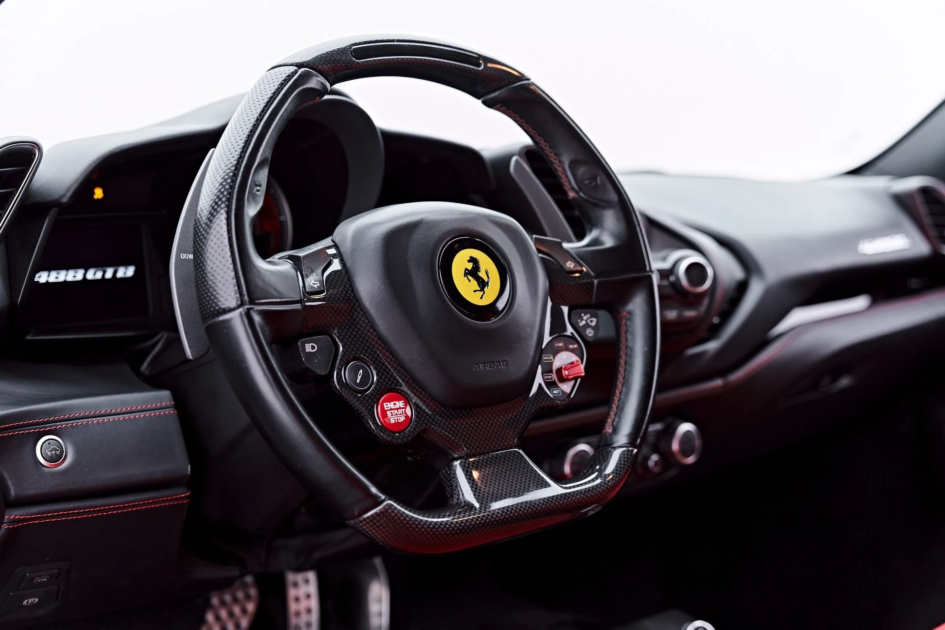 mph051_1272190445_Used_2018_Ferrari_488_GTB_Base_1782869747_1bb34acfaf