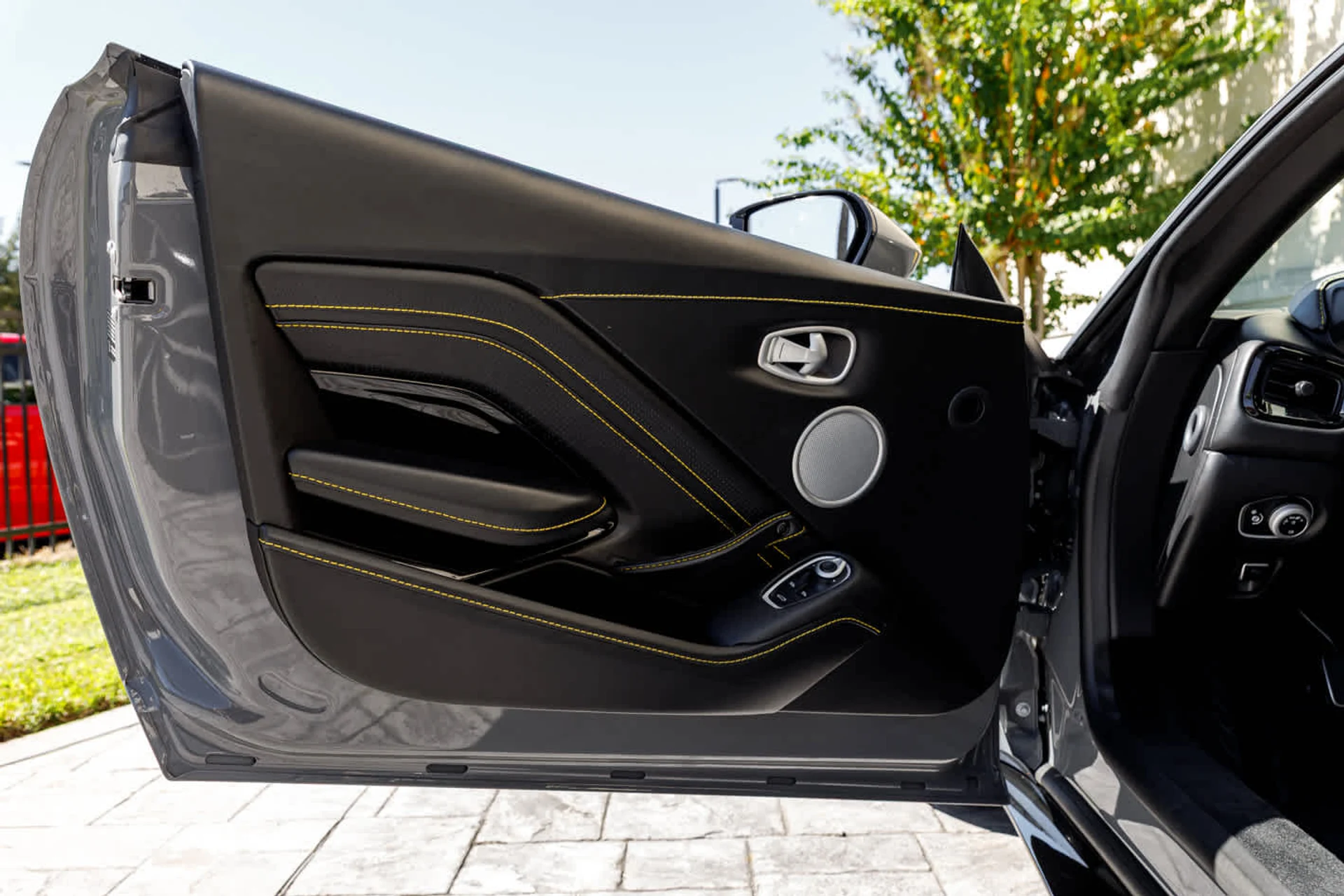 mph051_1295600019_52_80ffcd7646