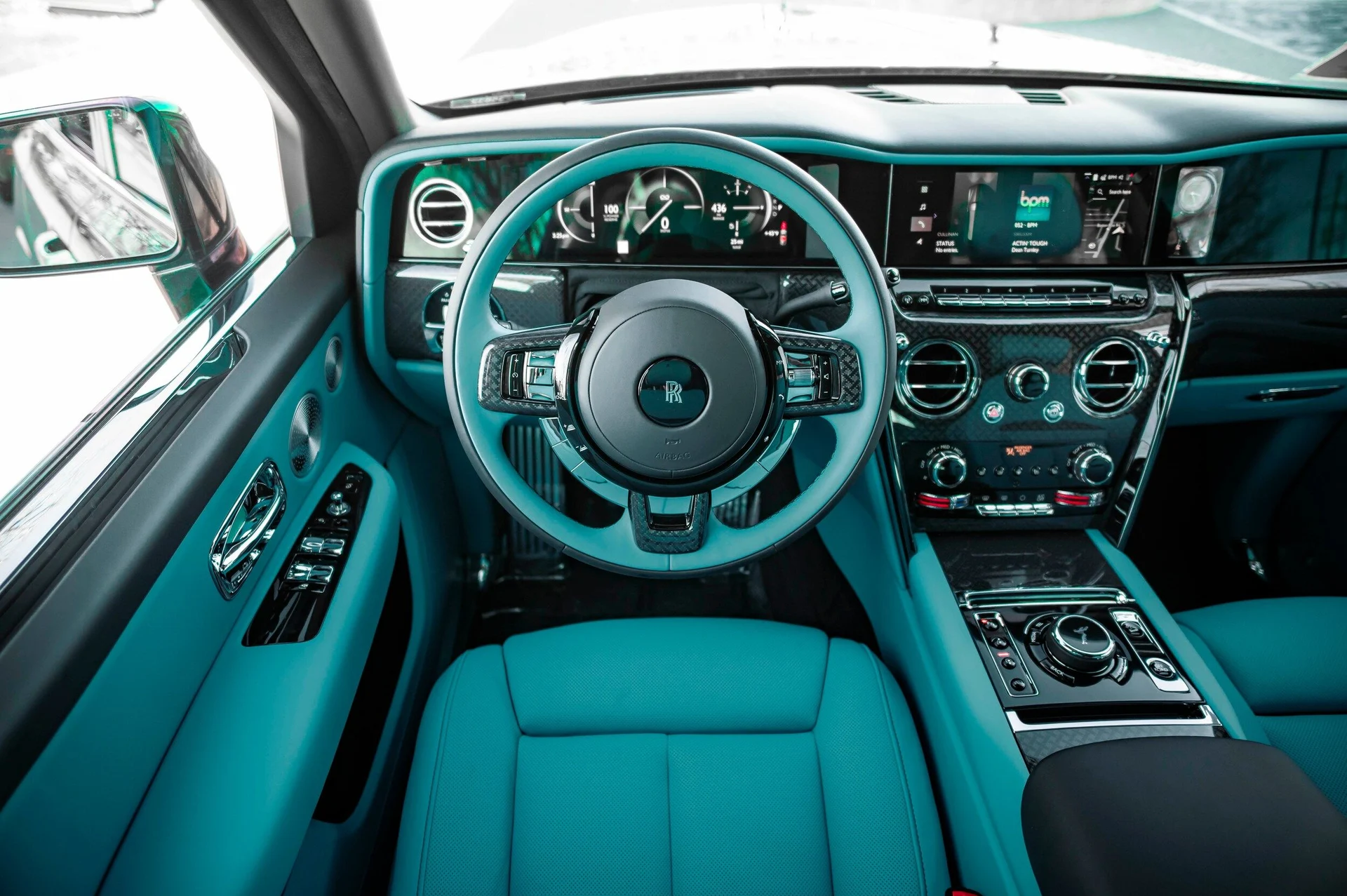 mph051_1335528065_06f381bba039480bb7362e2a8a97a43e_def339bb2d