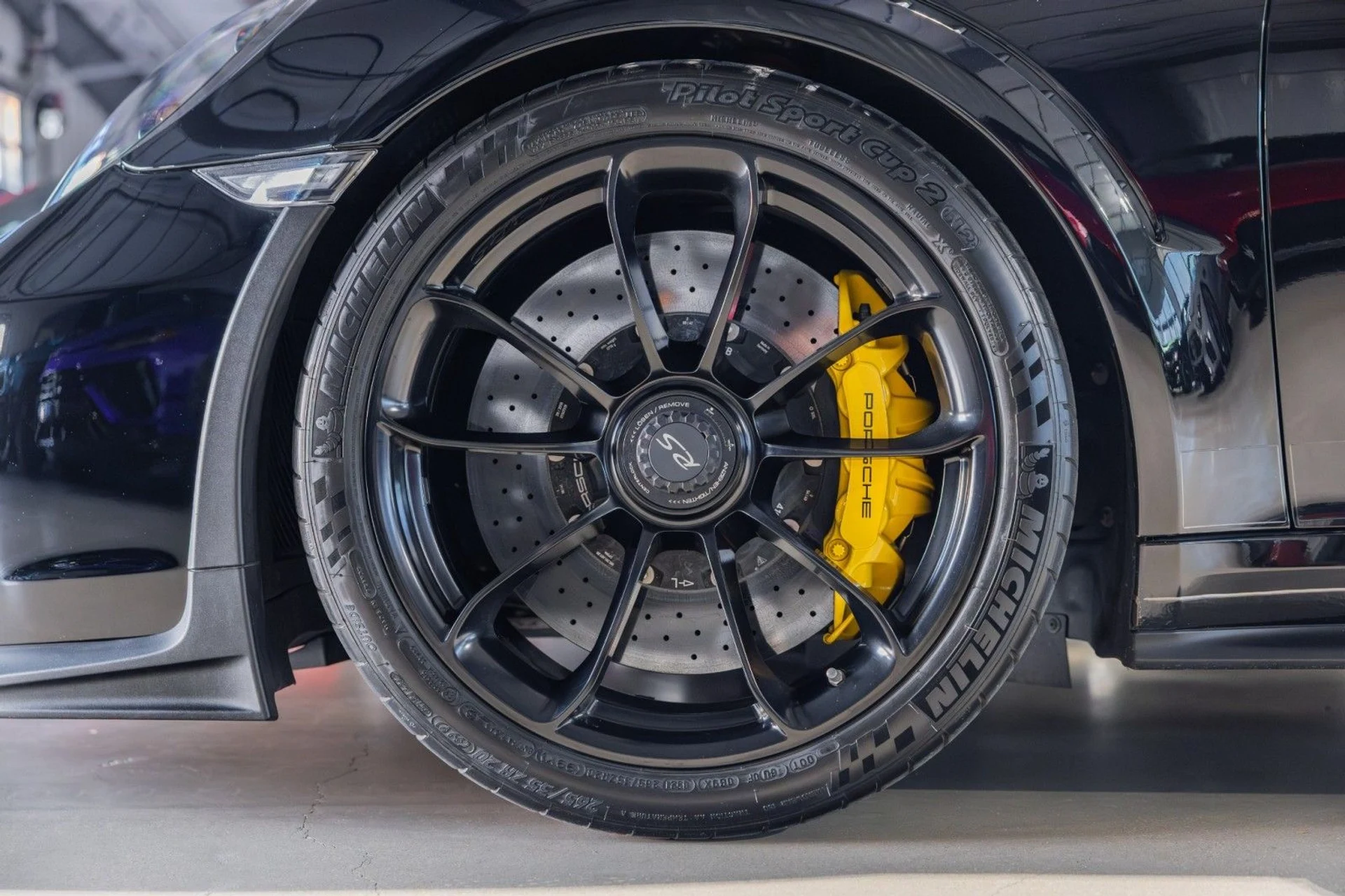 mph051_1348891625_r_A_fcb4b1f2ae