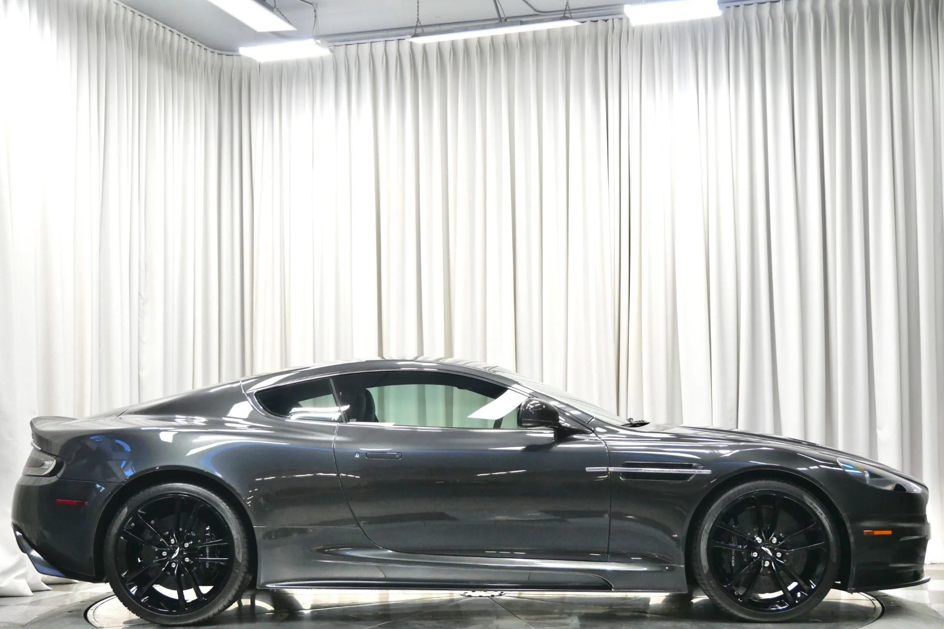 mph051_1372342673_Used_2012_Aston_Martin_DBS_Carbon_Edition_1761154594_bb18bf1d97