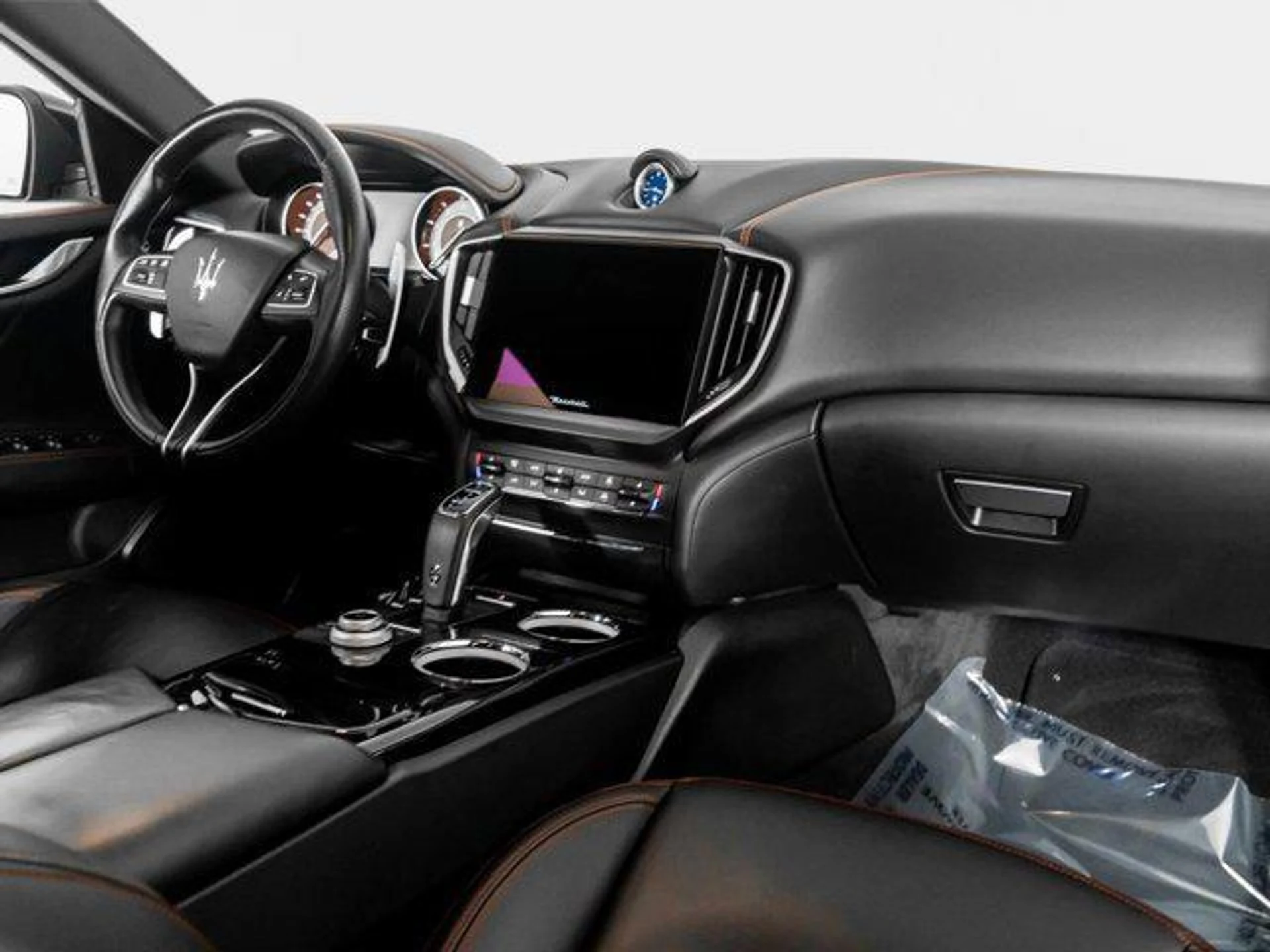 mph051_1382561438_O3_B3_X7_D_Ir_U5_Q_V_Nm3_L5uc9_Hzk_5c578b17fc