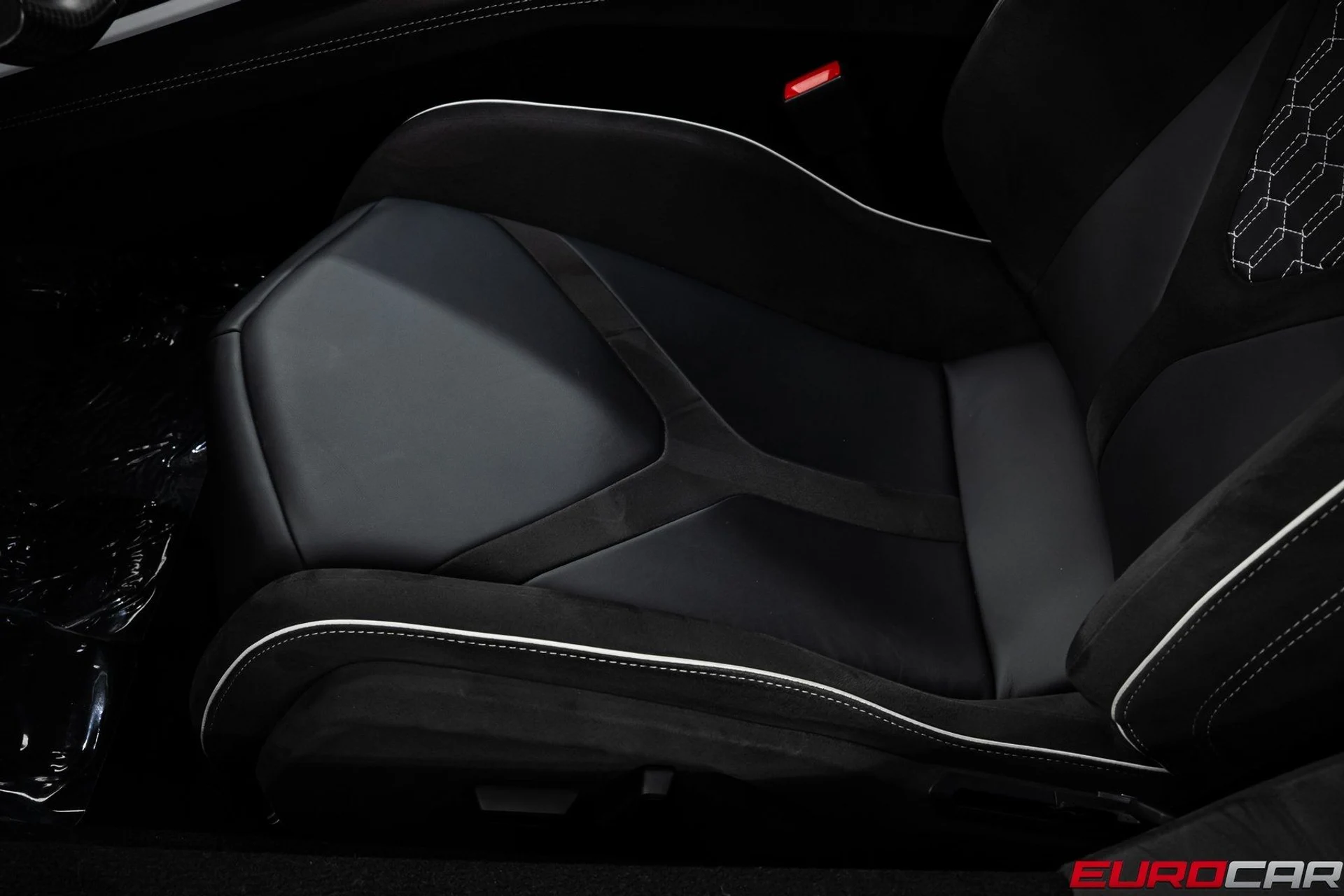 mph051_139097244_image_52_1f28528d6e