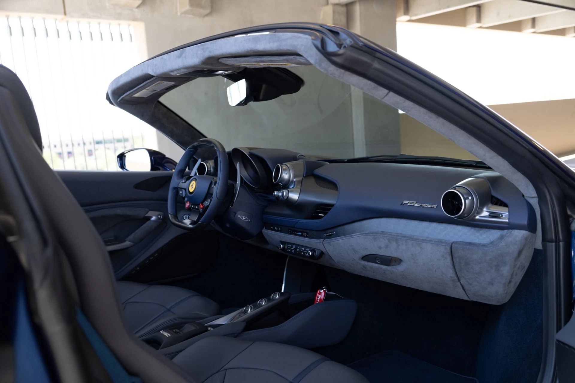 mph051_1430316505_Used_2022_Ferrari_F8_Spider_1778623083_ff73224964