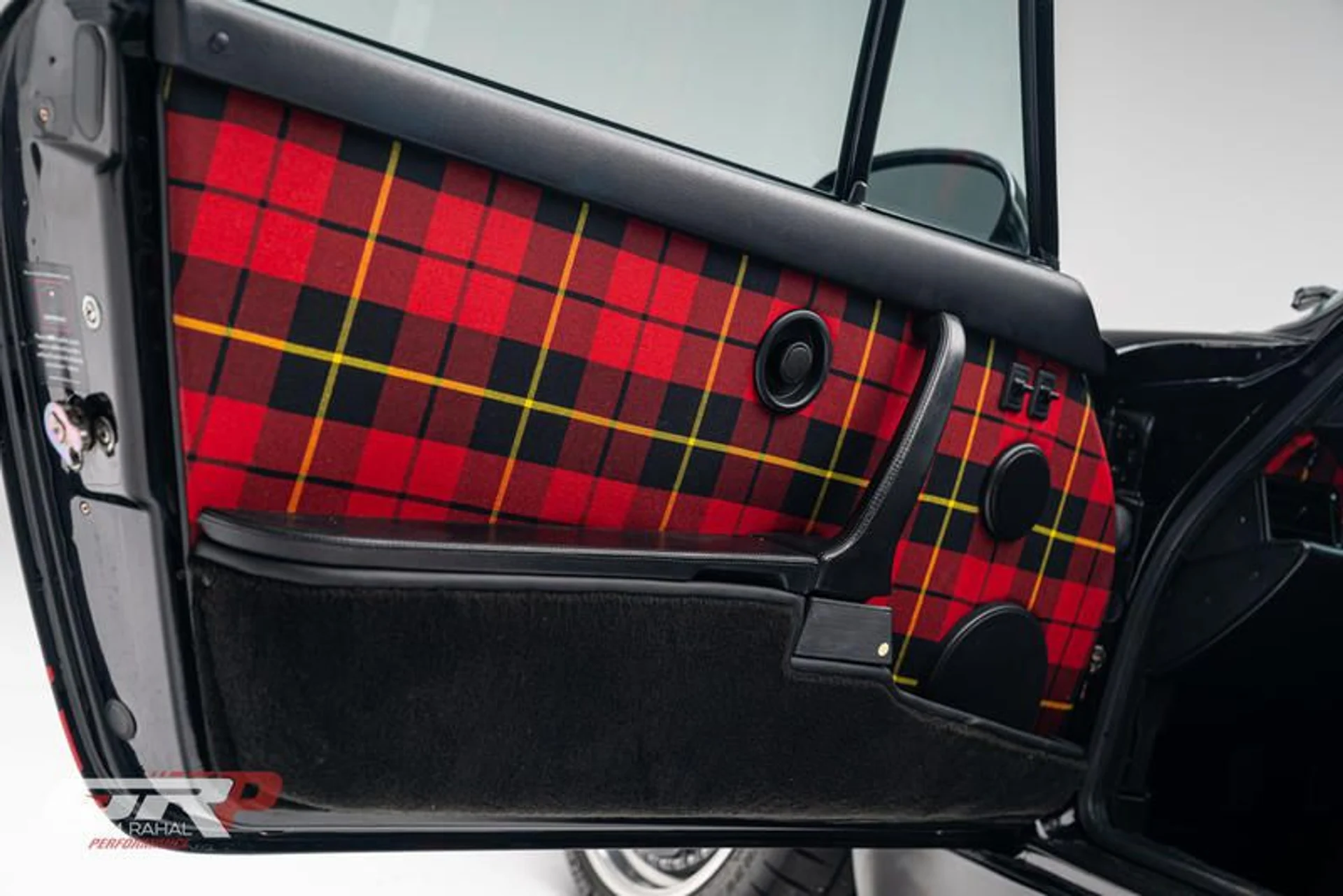 mph051_1432187879_575_D05_F0_A97_D_4225_A96_D_19_C688_C2_A2_E9_57c74e31fb