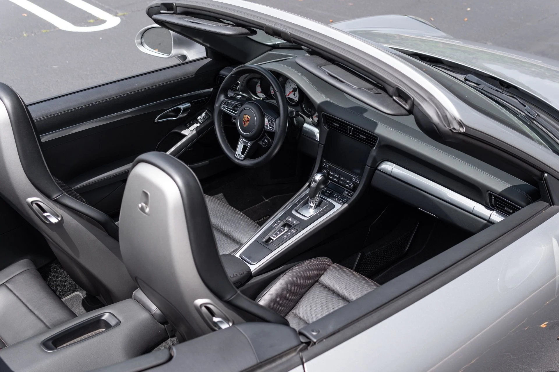 mph051_143378931_Used_2019_Porsche_911_Turbo_1775252644_207eab8831