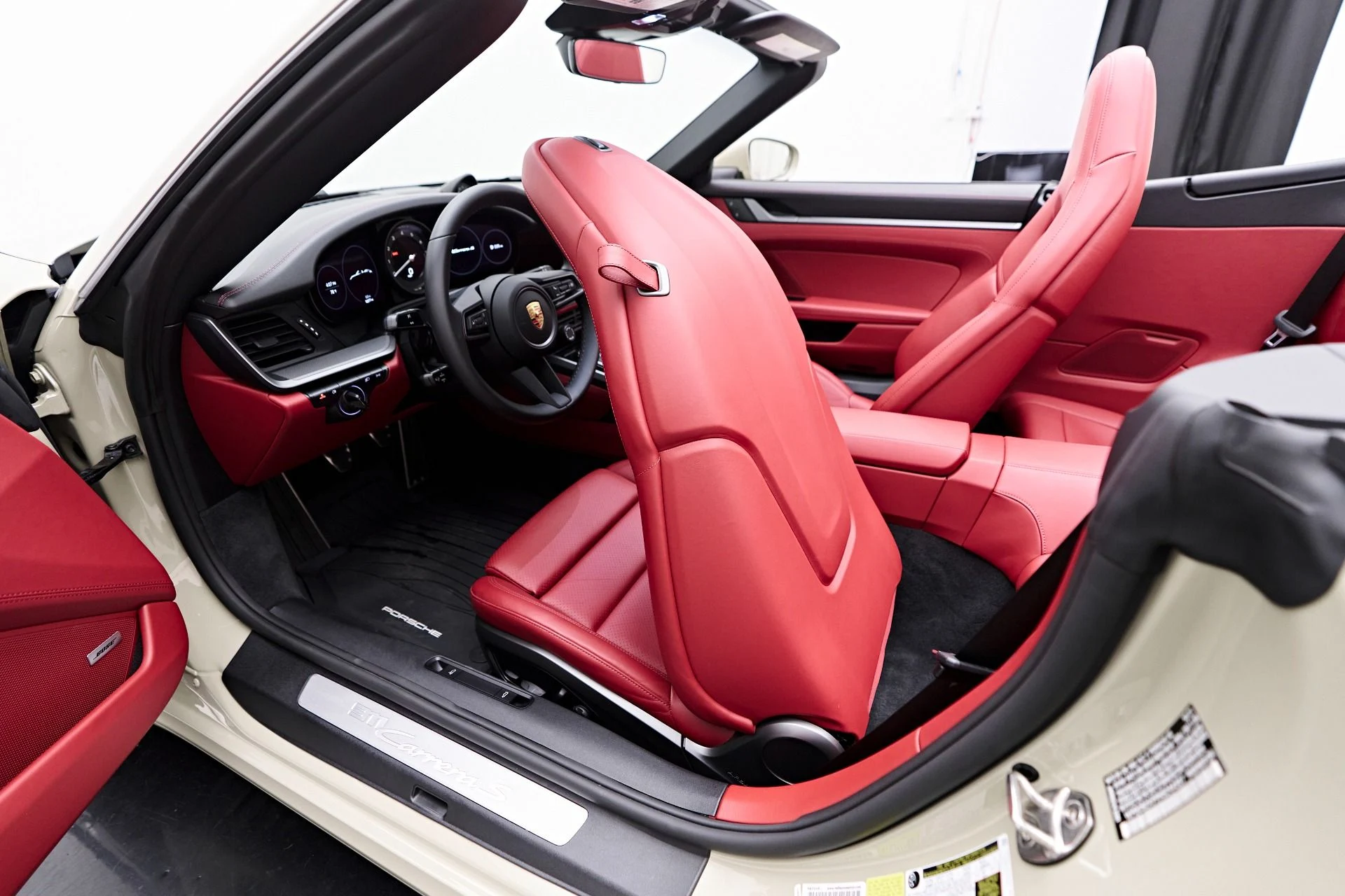 mph051_1446125196_Used_2022_Porsche_911_Carrera_S_1759192891_9160f10e92