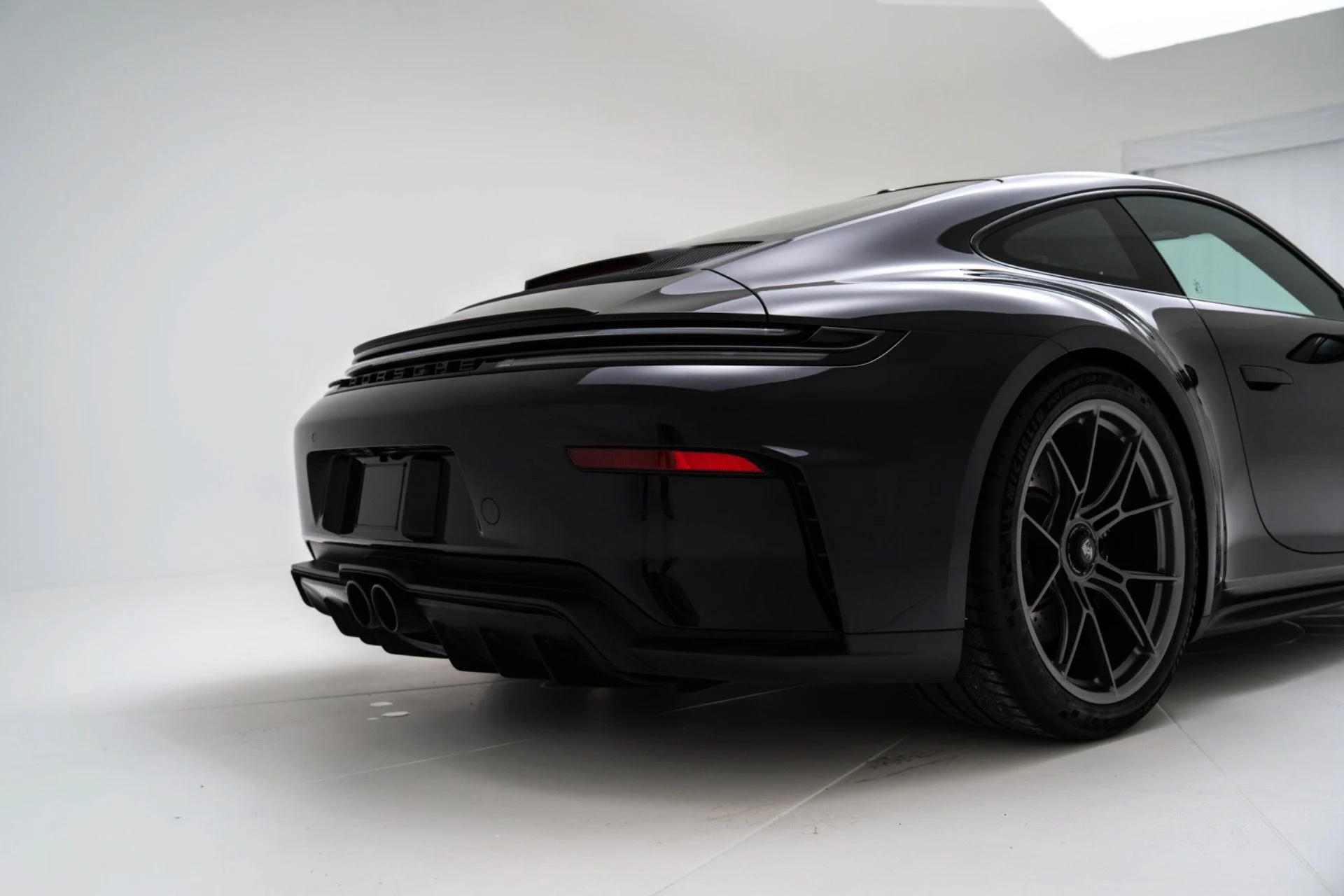 mph051_1471577011_Used_2026_Porsche_911_GT_3_Touring_1774627050_dd5e95700f