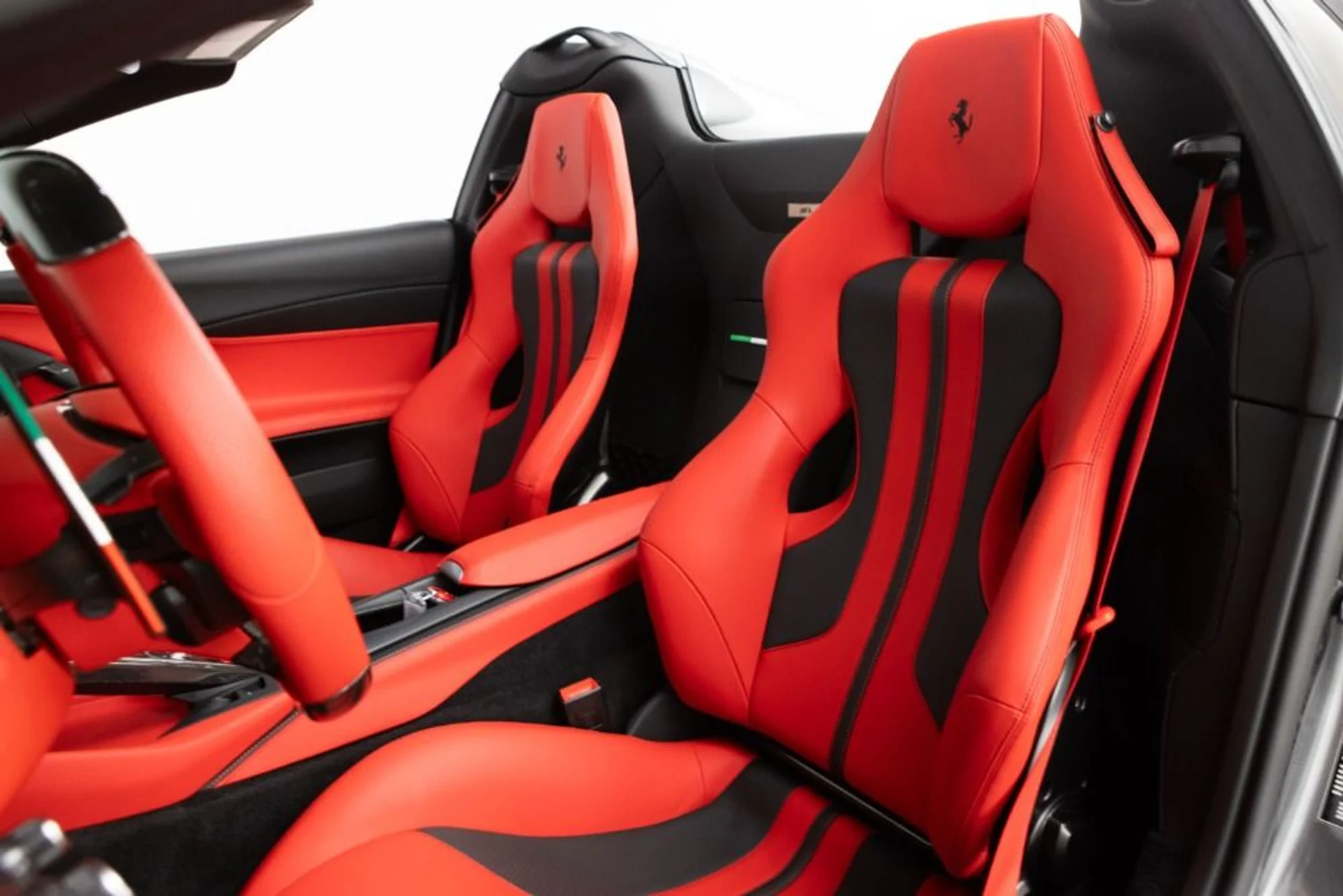 mph051_1481001150_Used_2023_Ferrari_812_GTS_1aa7b57e68