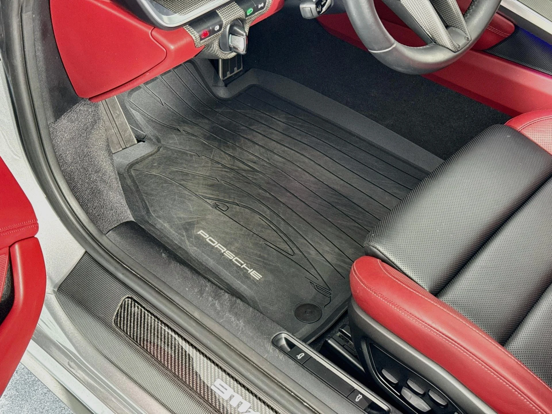 mph051_1485727324_Used_2023_Porsche_911_Turbo_S_1791837364_31698e1a6c