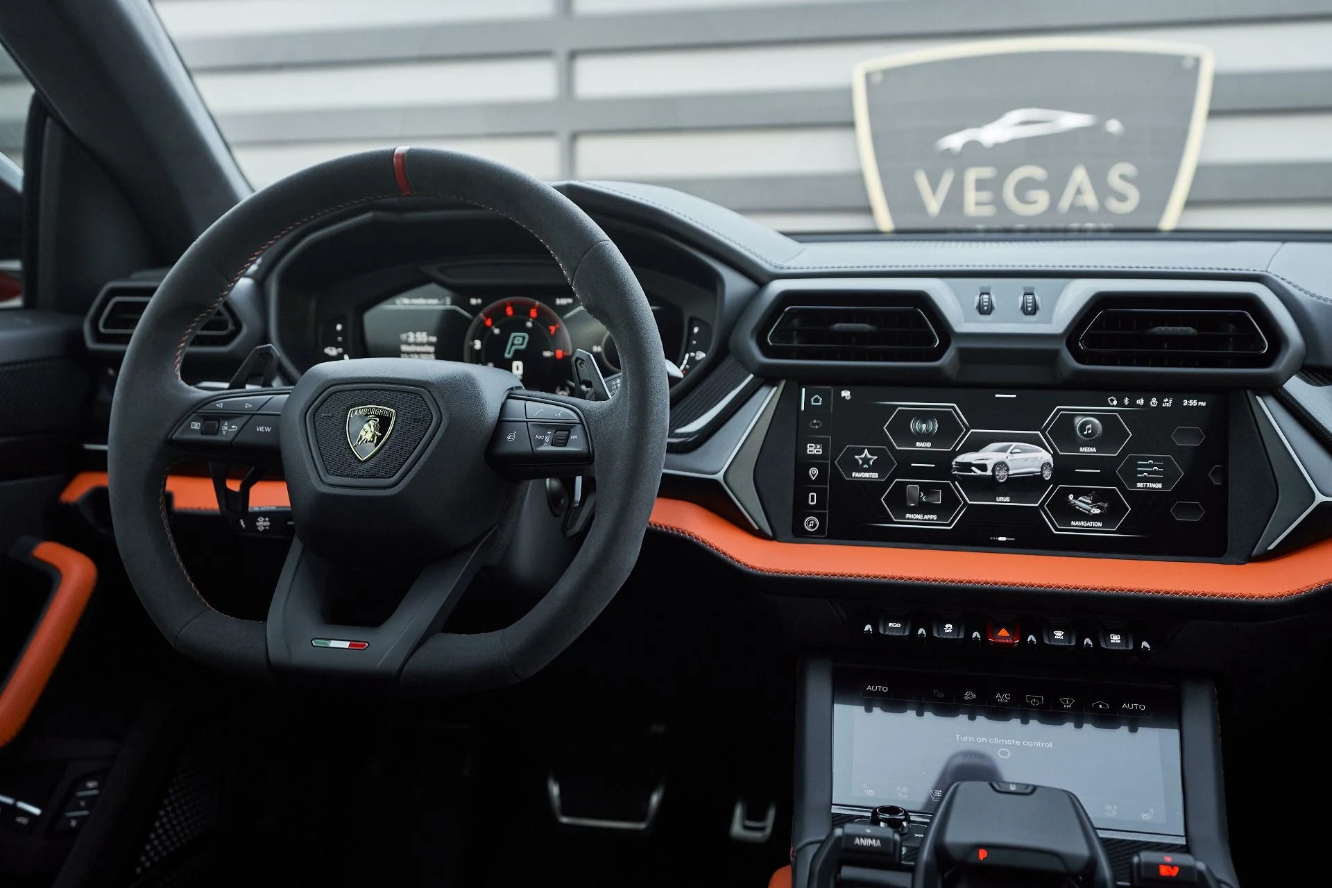 mph051_1503581329_Used_2025_Lamborghini_Urus_SE_1763680399_a919e98986