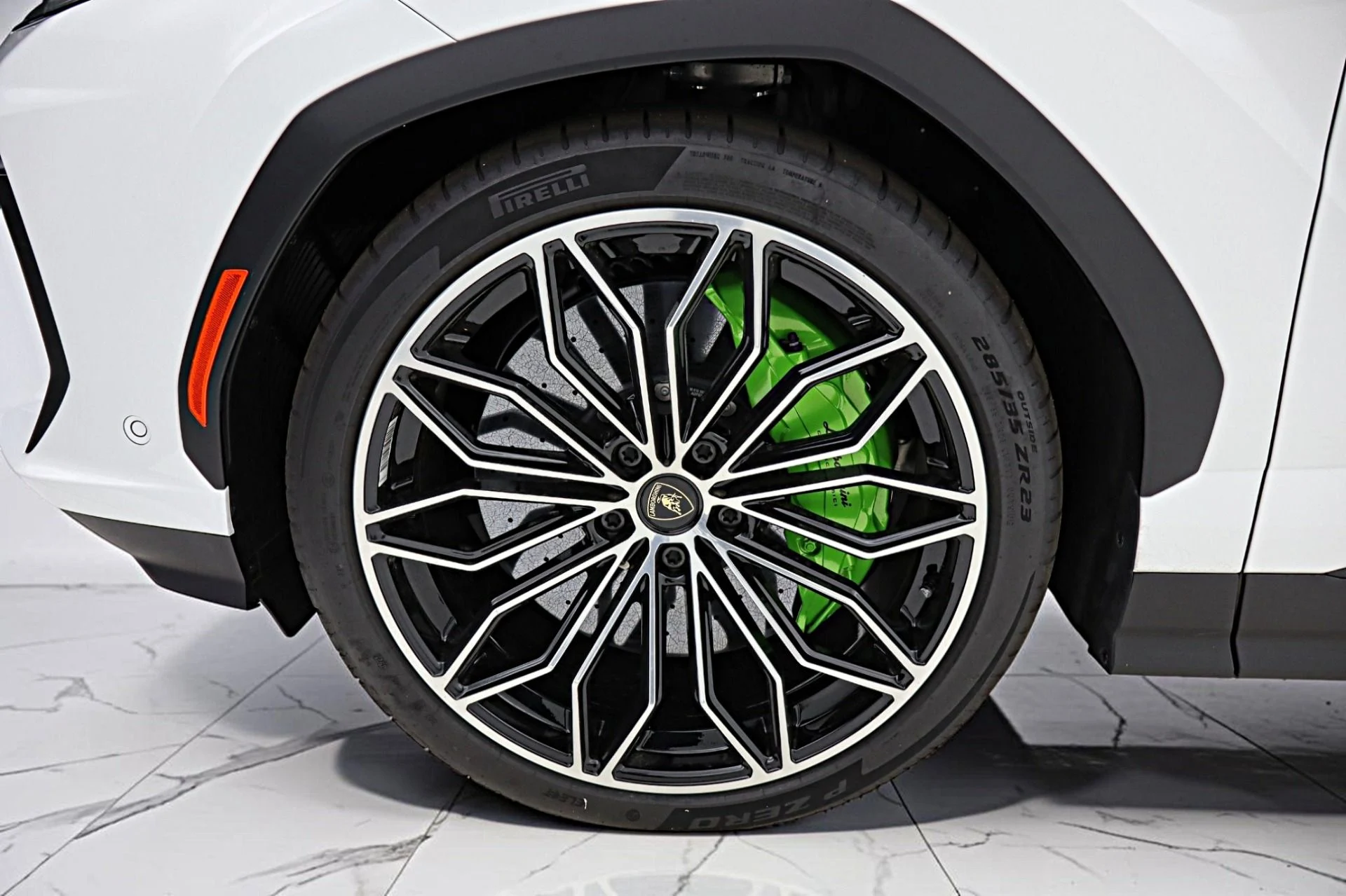 mph051_1503596702_New_2026_Lamborghini_Urus_SE_491ff97f3b