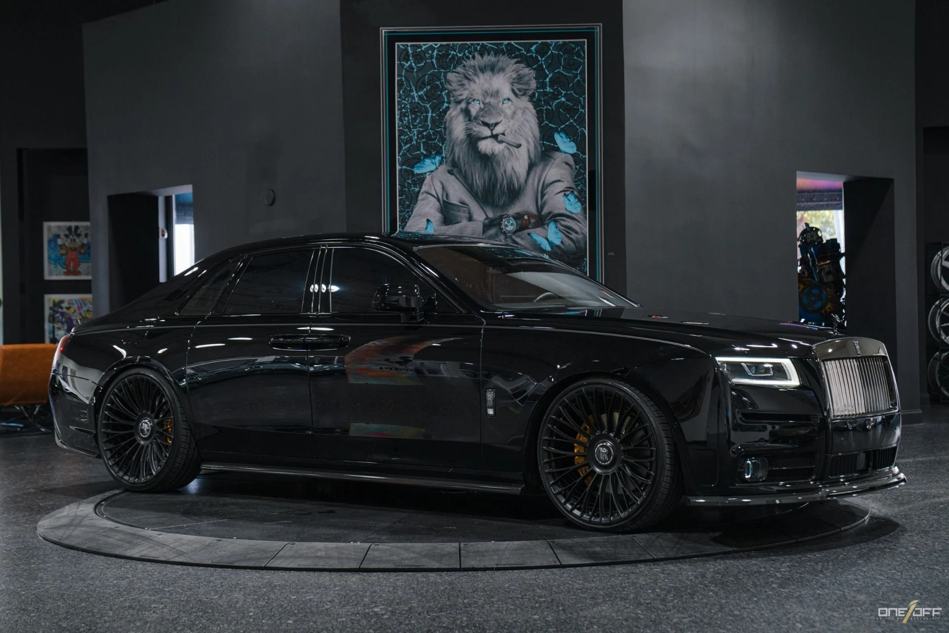 mph051_1505340086_Used_2022_Rolls_Royce_Black_Badge_Ghost_FULL_Urban_Design_Carbon_Kit_477_K_MSRP_Starlight_1759778193_c2e00c8806