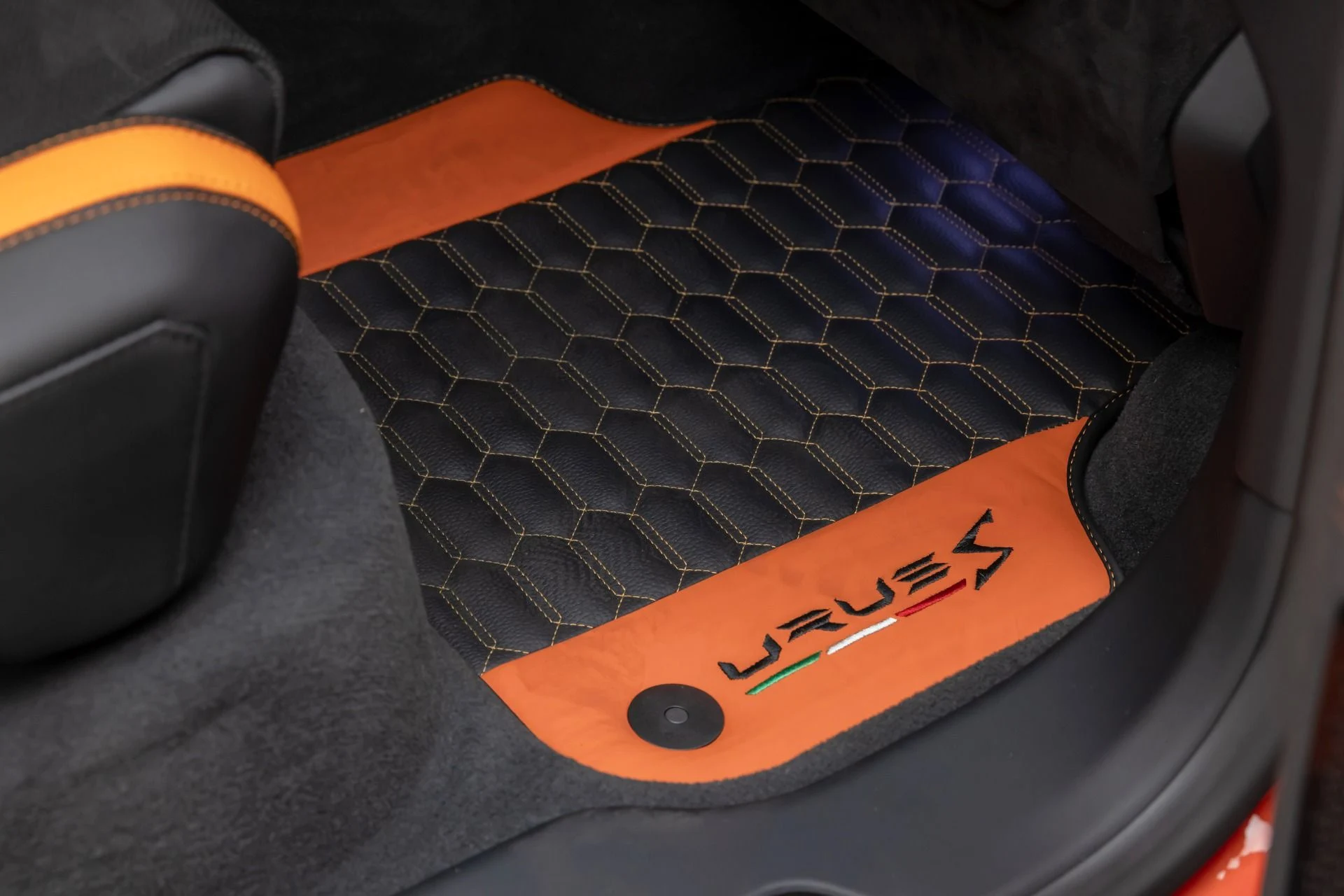 mph051_1522126577_Used_2024_Lamborghini_Urus_S_1766449487_474a637d6b