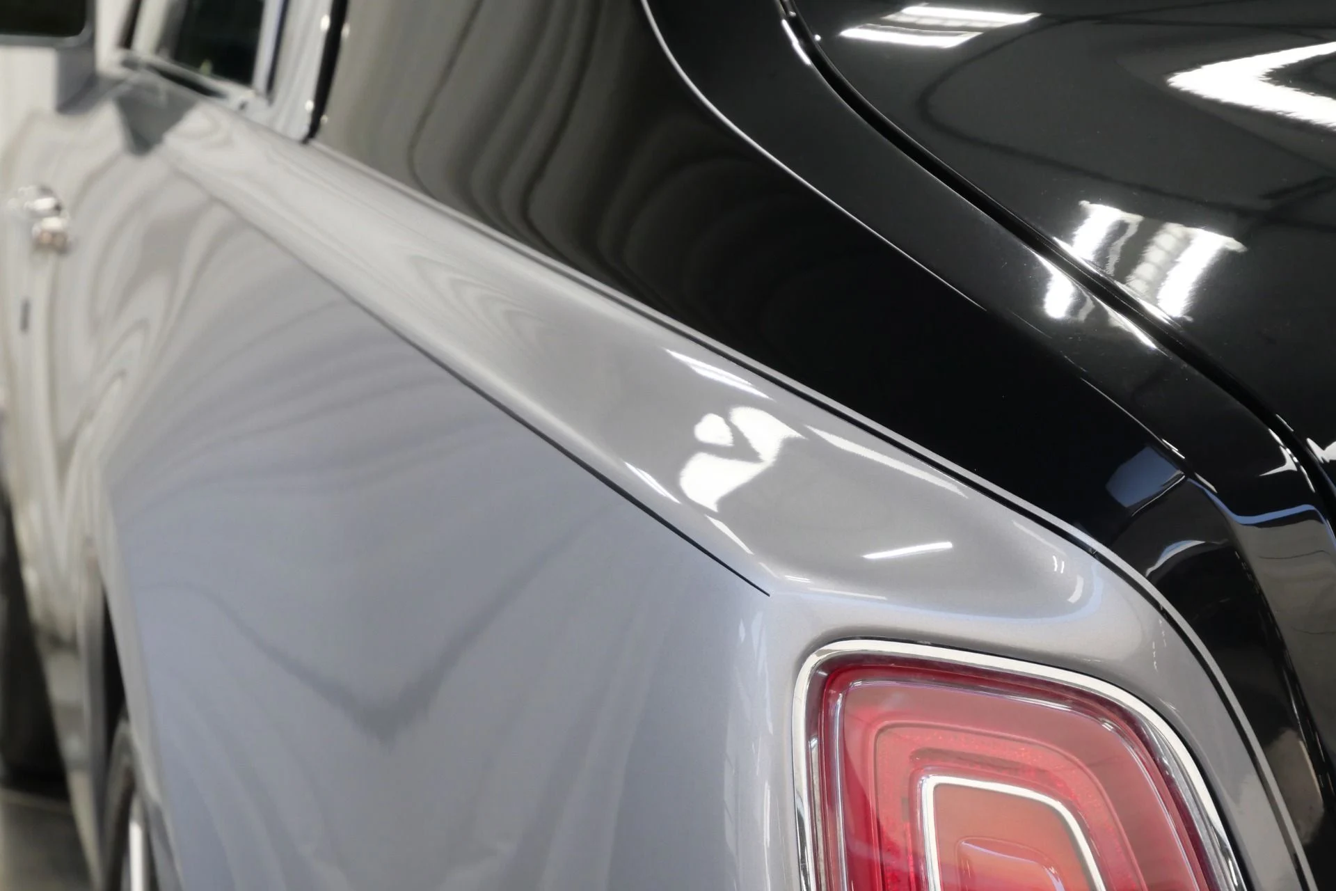 mph051_1554183889_Used_2020_Rolls_Royce_Phantom_1760120905_5441a28b89