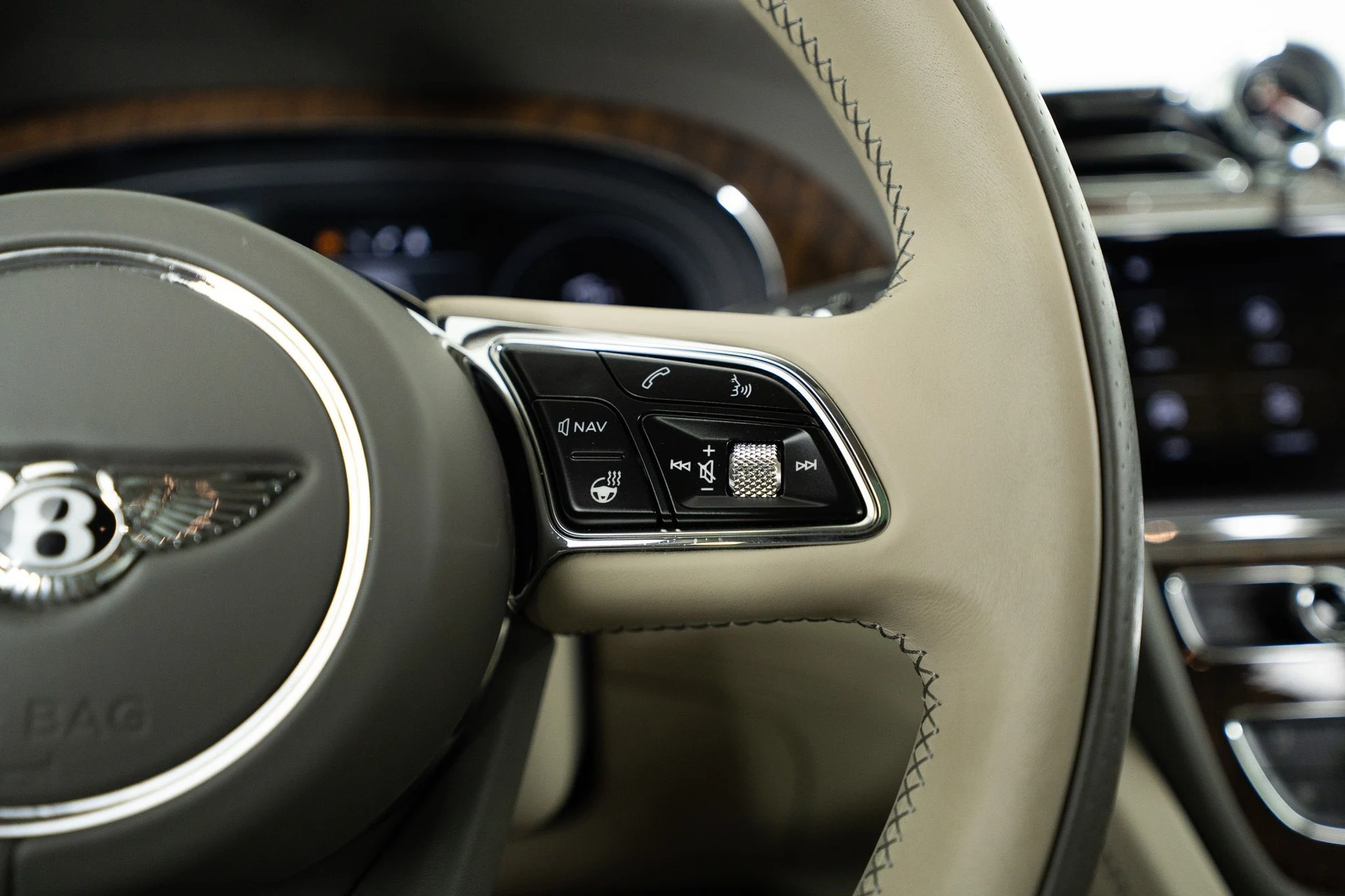 mph051_1555333392_e239813e_c348_4830_a0ff_2045fbdc29d9_c49e75b876