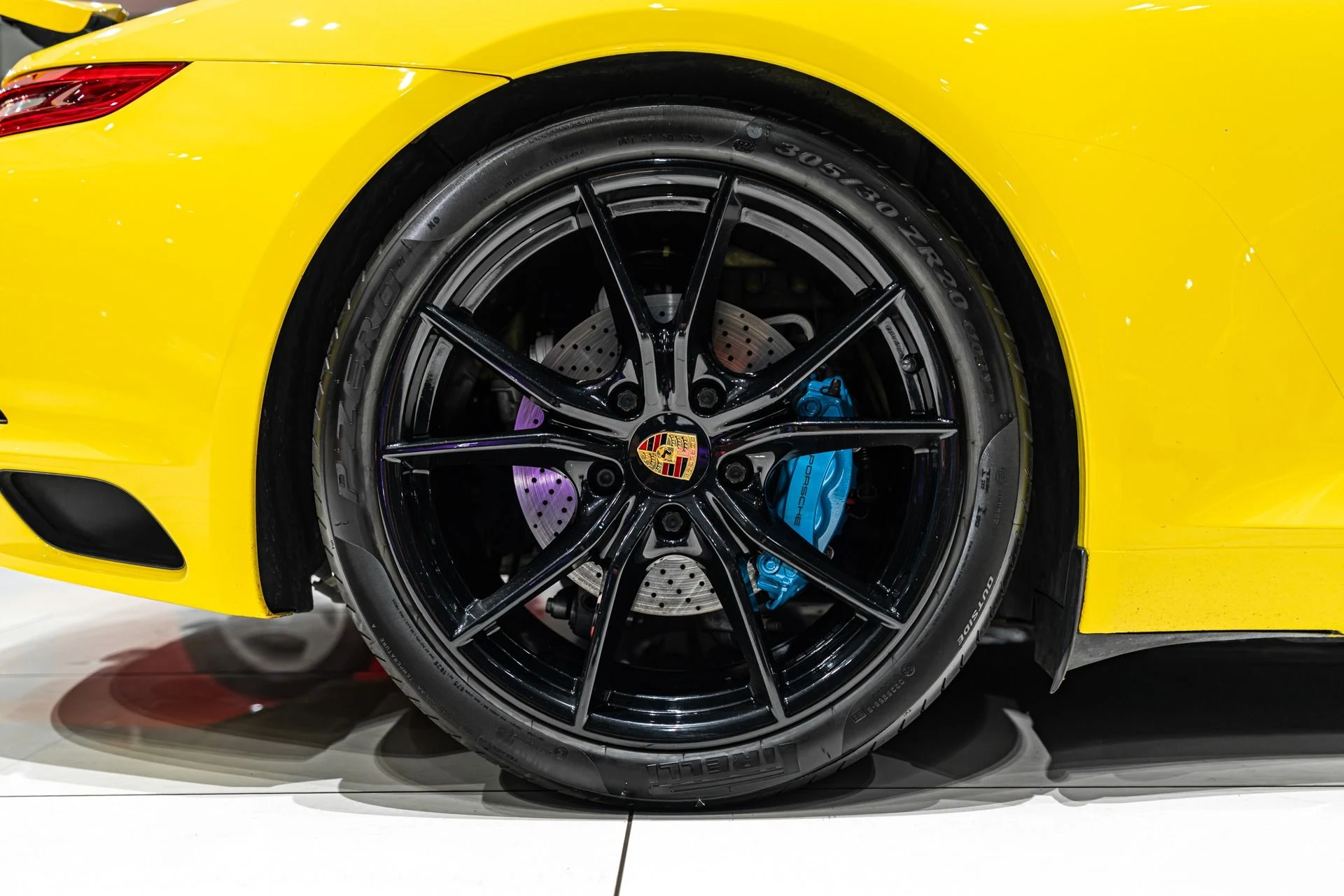 mph051_1585997072_13056_p52_l_3ba8a44778