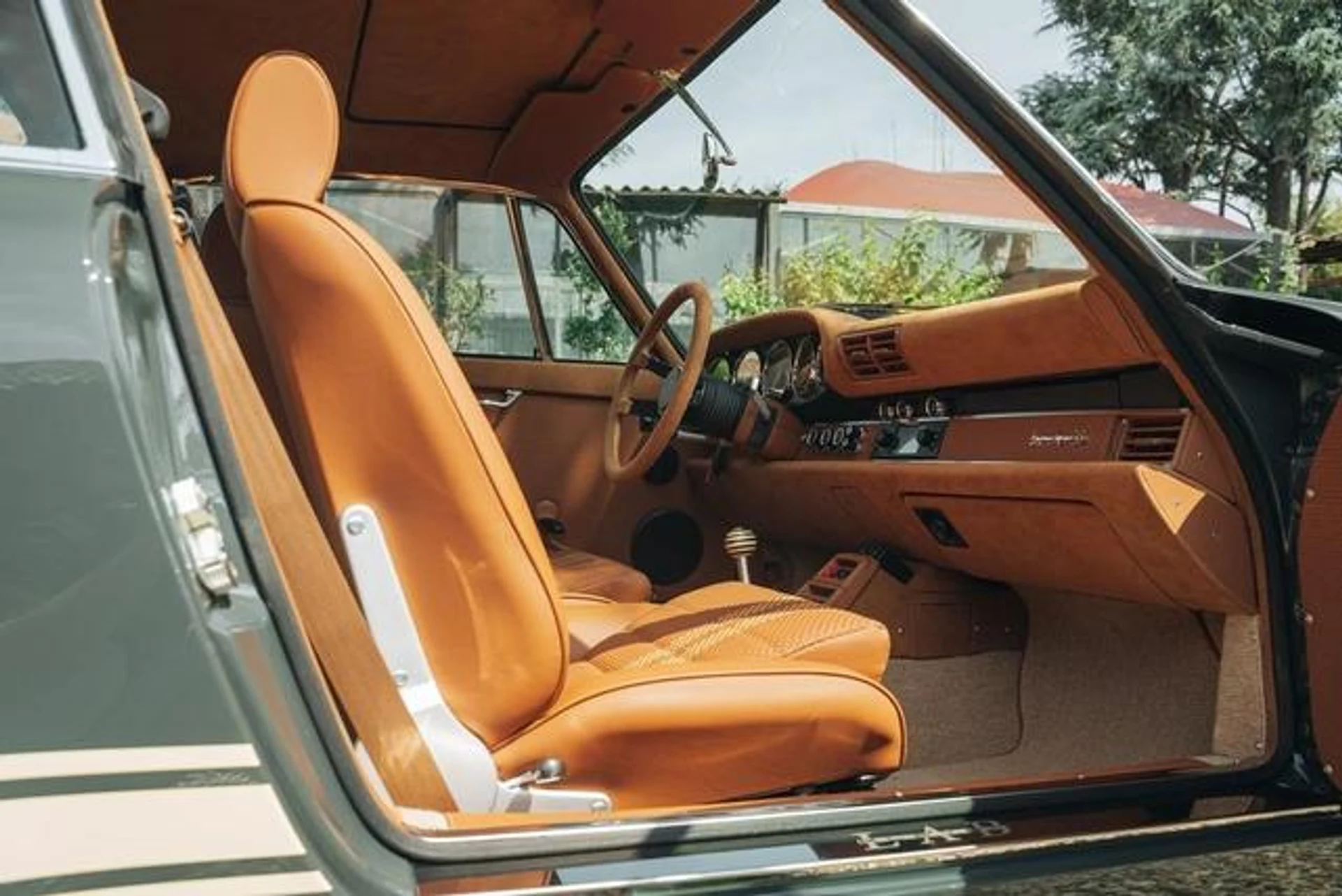 mph051_1586576692_6_Qv_U9l_F_Mwb0_YH_Qeq_EQ_Frzjrr_HC_8_771293eeed