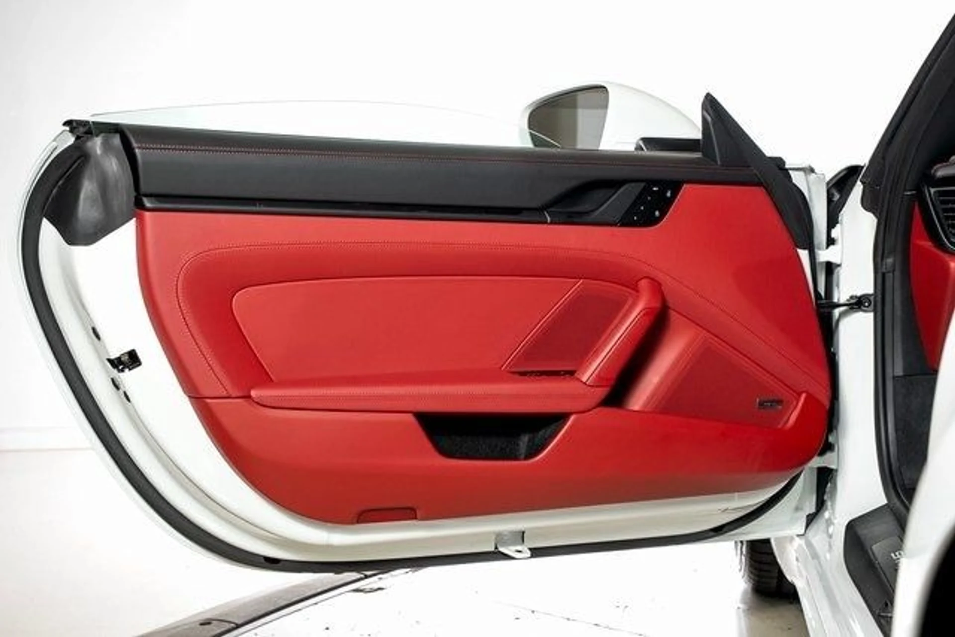 mph051_1594957392_8b9c7f882f5d4c4b65a860391d49d756x_ca04b3336f