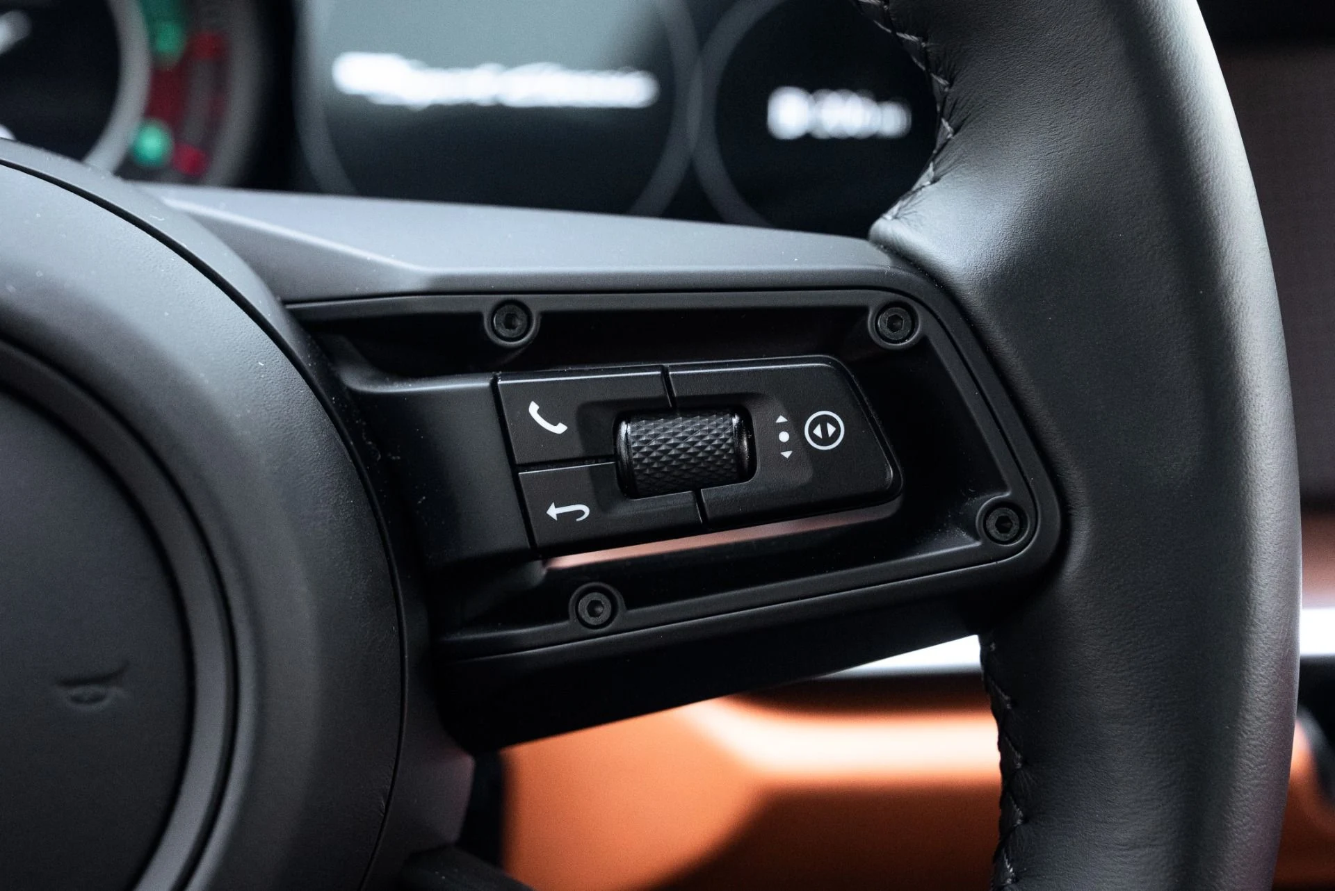 mph051_1618823139_Used_2023_Porsche_911_Sport_Classic_1774647065_cfec64e769