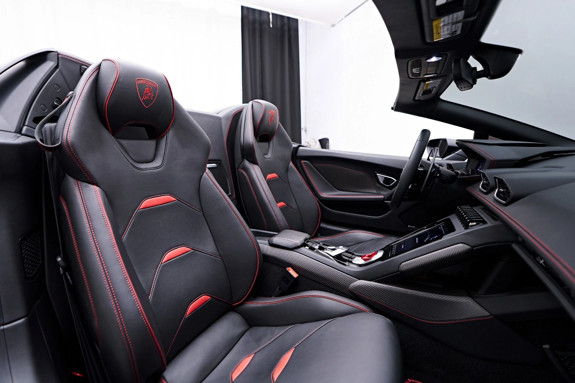 mph051_1635910724_Used_2020_Lamborghini_Huracan_EVO_Base_1755655933_577f518933