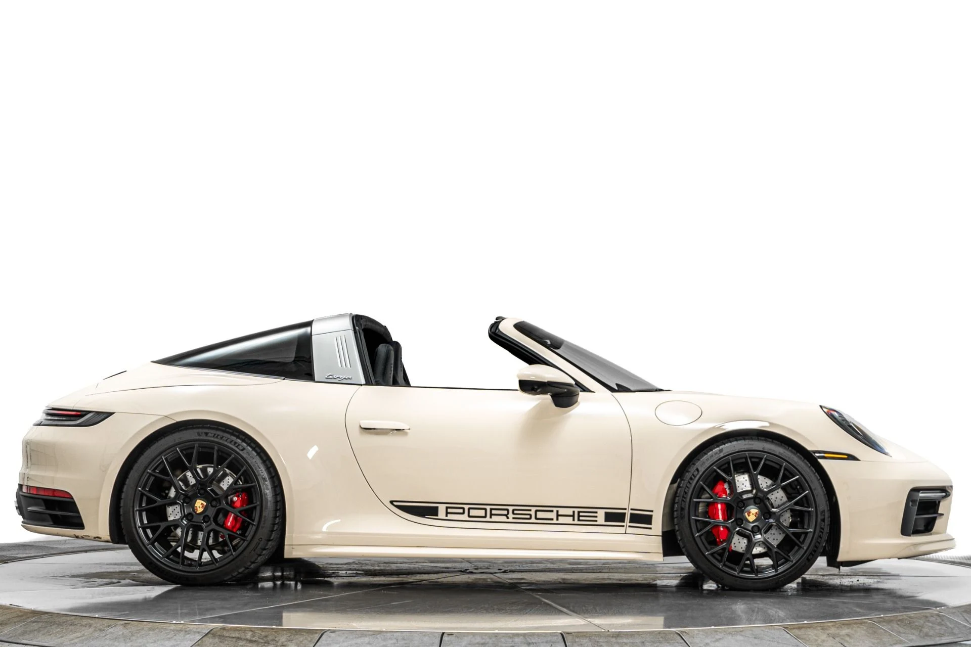 mph051_168445303_Used_2024_Porsche_911_Targa_4_S_1792178990_21d41ba57a