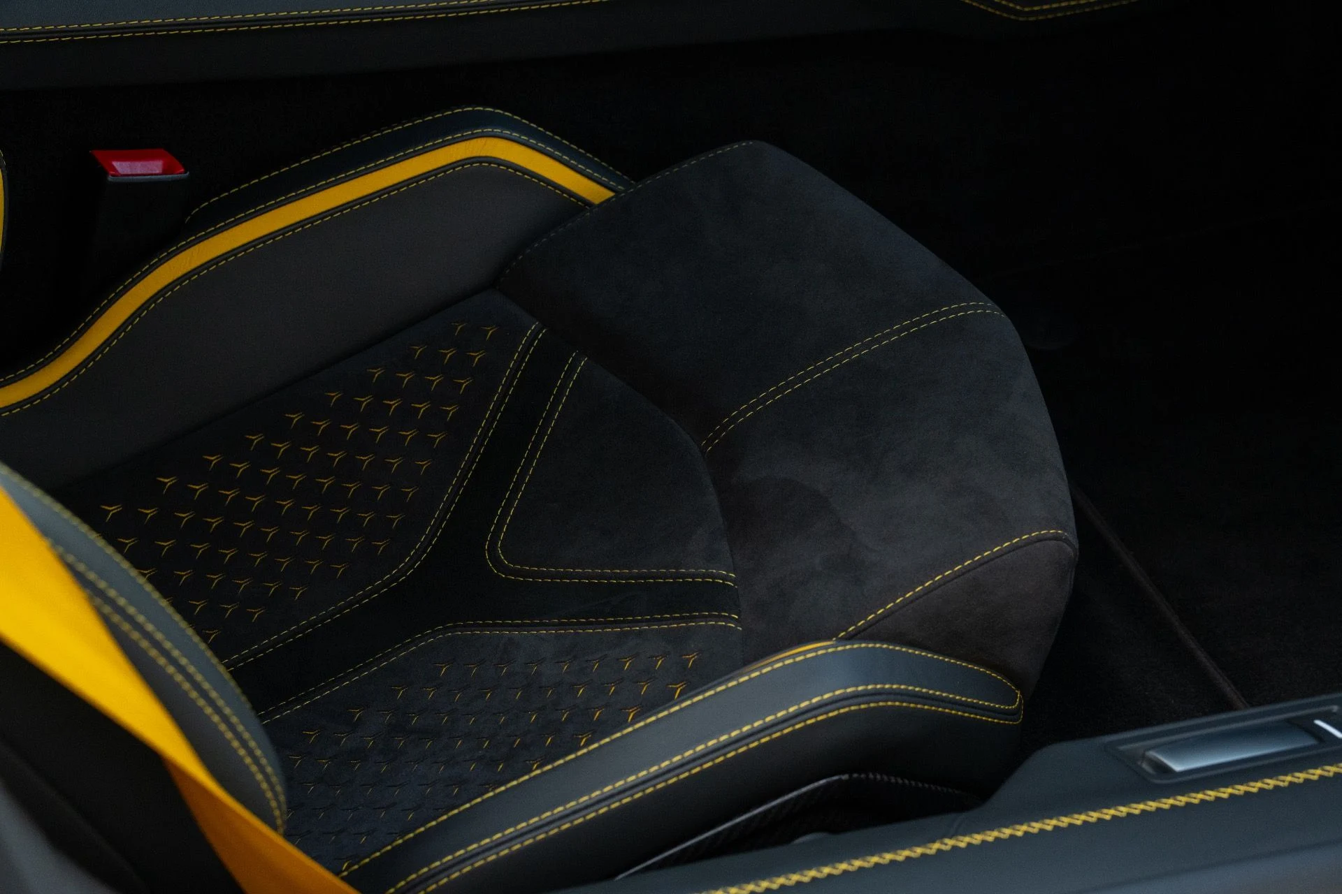 mph051_1705089133_Used_2022_Lamborghini_Aventador_LP_780_4_Ultimae_1757714109_7712501865