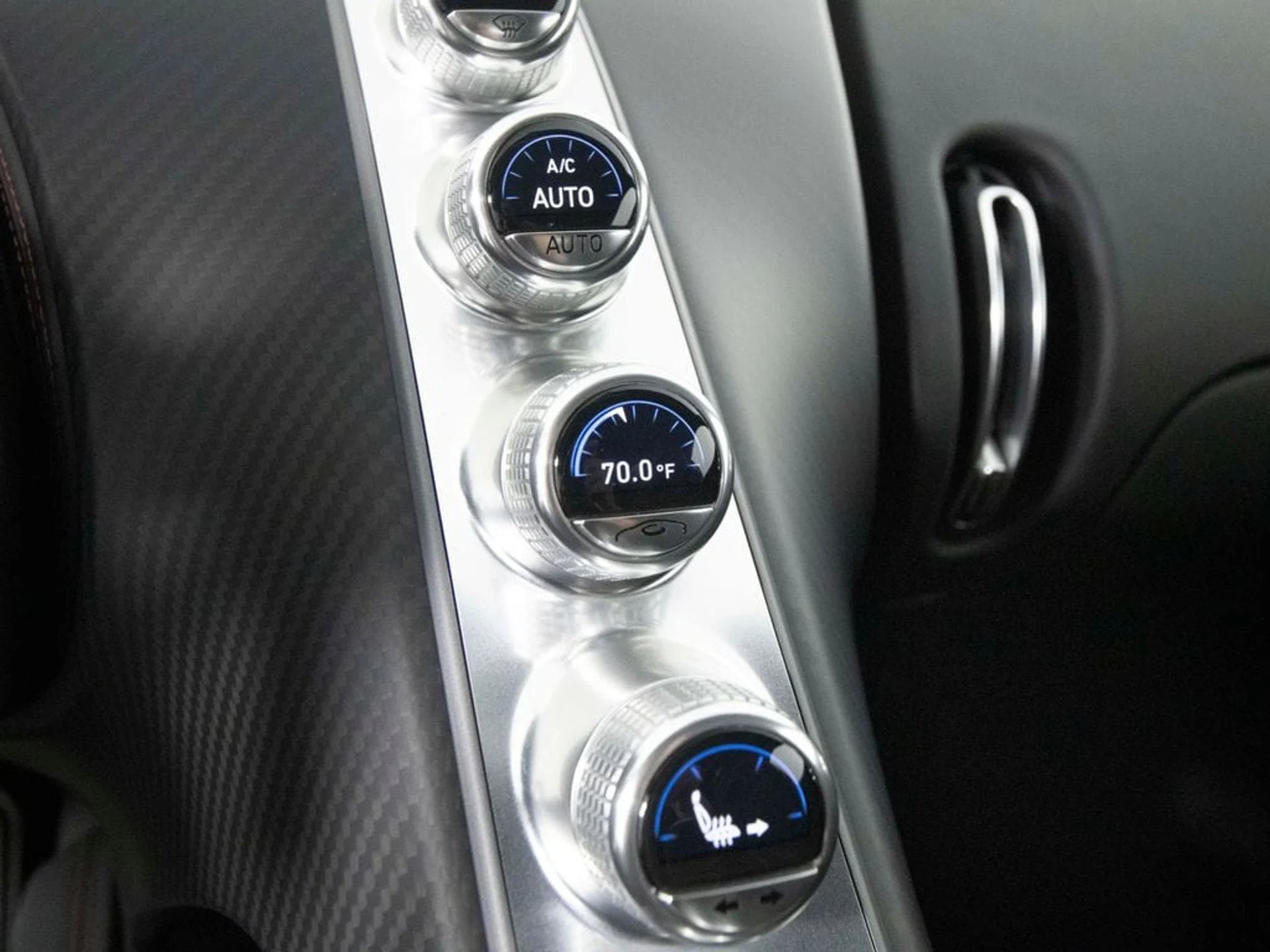 mph051_171154391_797eecc37b6b6824a2a3ee9105b5cd09x_a2eff3f1d7