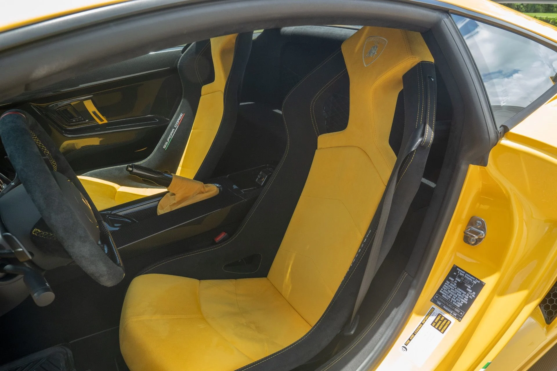 mph051_1732315374_Used_2014_Lamborghini_Gallardo_LP_570_4_Squadra_Corse_1755029650_d146aa93d1