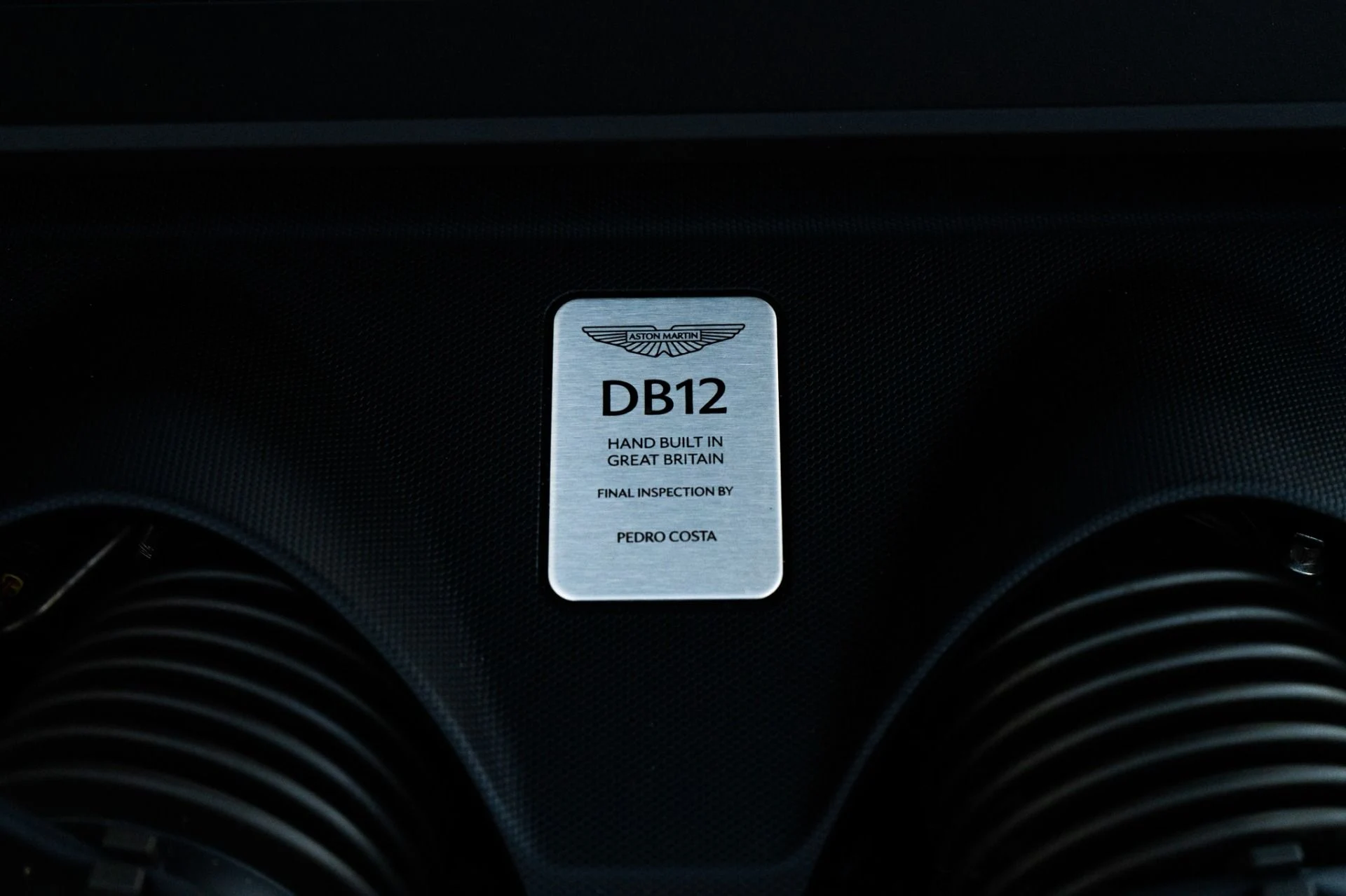 mph051_1744472002_Used_2025_Aston_Martin_DB_12_Volante_1785883945_5167e6a59a