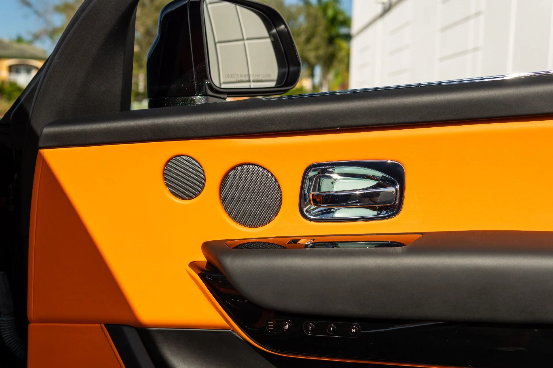 mph051_1752645030_Used_2019_Rolls_Royce_Cullinan_1769627245_7e94674015