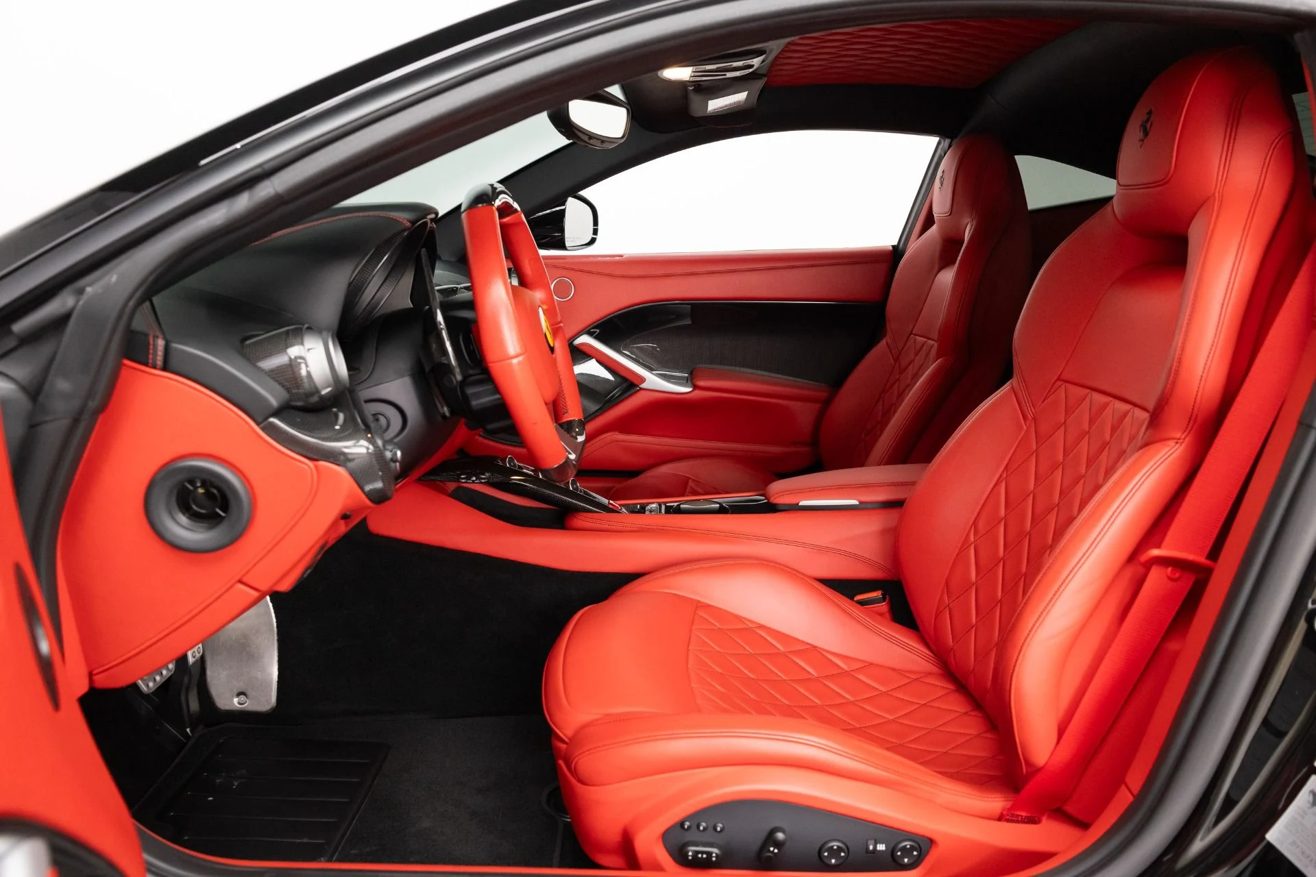 mph051_1787996761_Used_2014_Ferrari_F12berlinetta_1784559467_e09546aabb