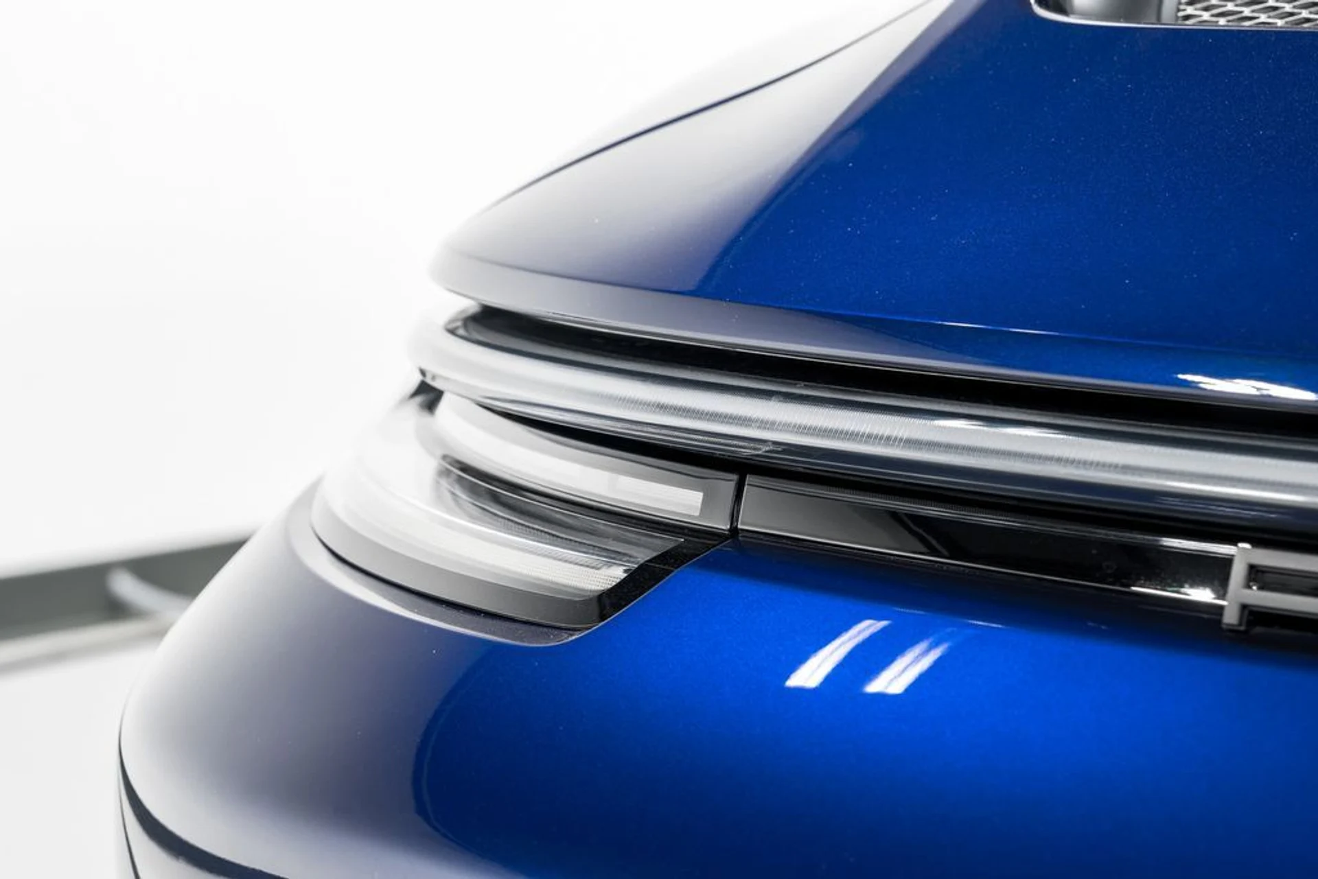 mph051_1802894399_2ff895f0399788cf83b40ec757550e2ax_71e6b0b730