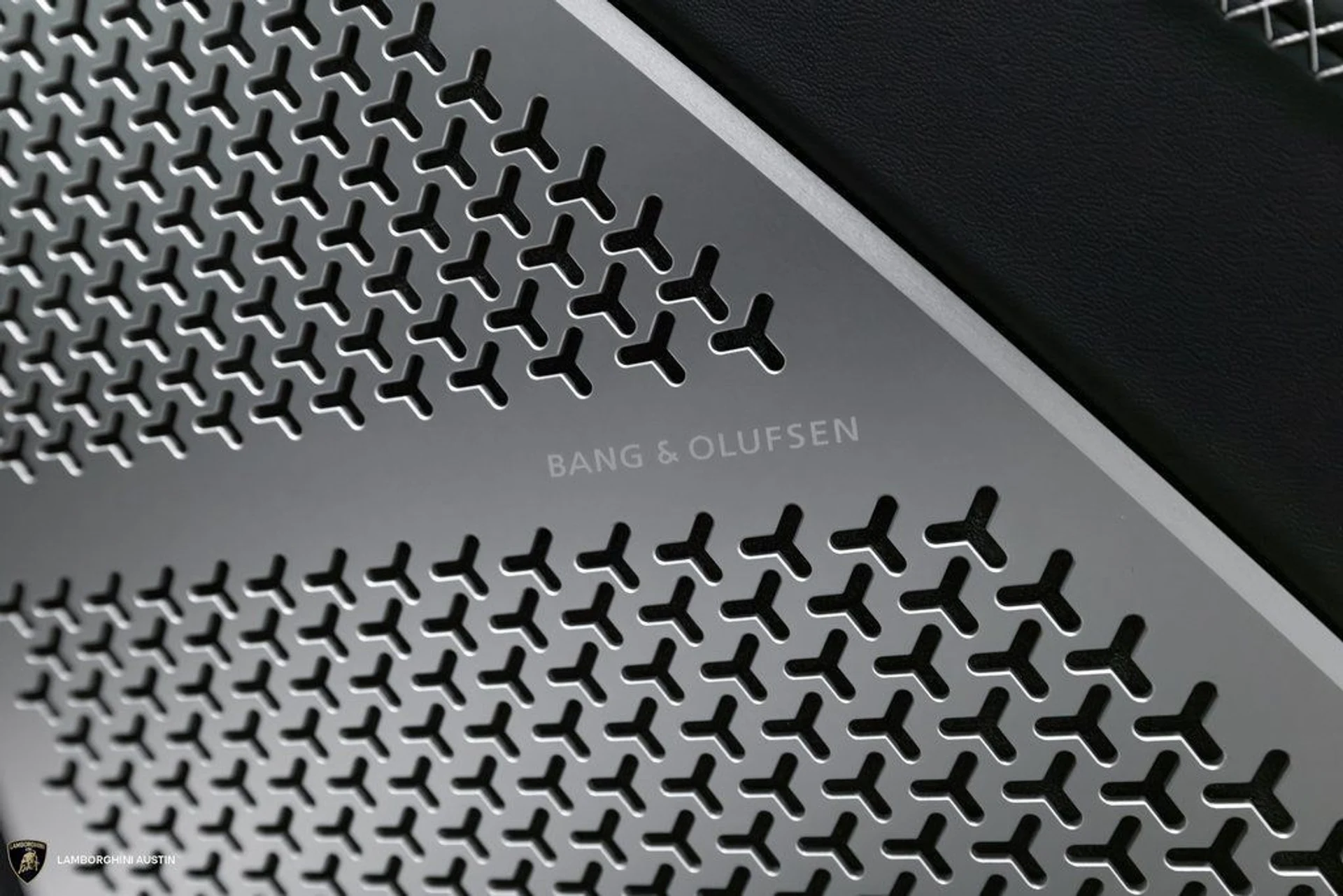 mph051_1851297224_732fff01d60e01d4a9702f9887c69421x_175244a248