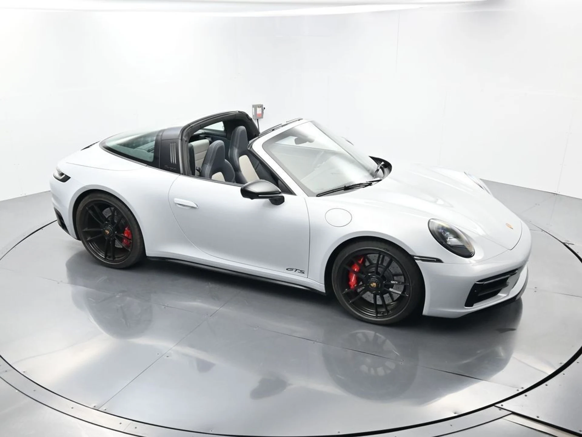 mph051_1853318501_4908e62d04bc87e1bd27a25d479a348a_33535a3bce