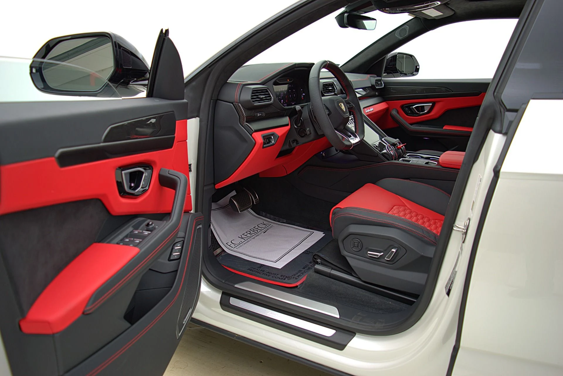 mph051_1874737452_Used_2022_Lamborghini_Urus_SELEZIONE_PRE_OWNED_CERTIFIED_edd1fec236