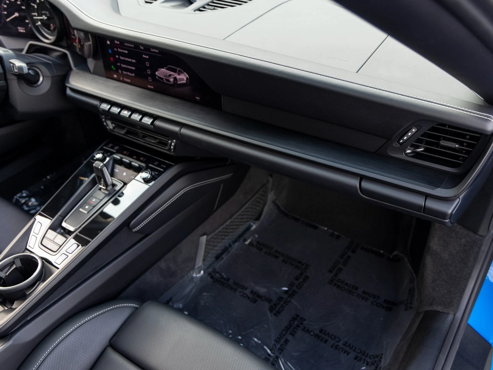 mph051_1875544309_52_e74b5fafdd