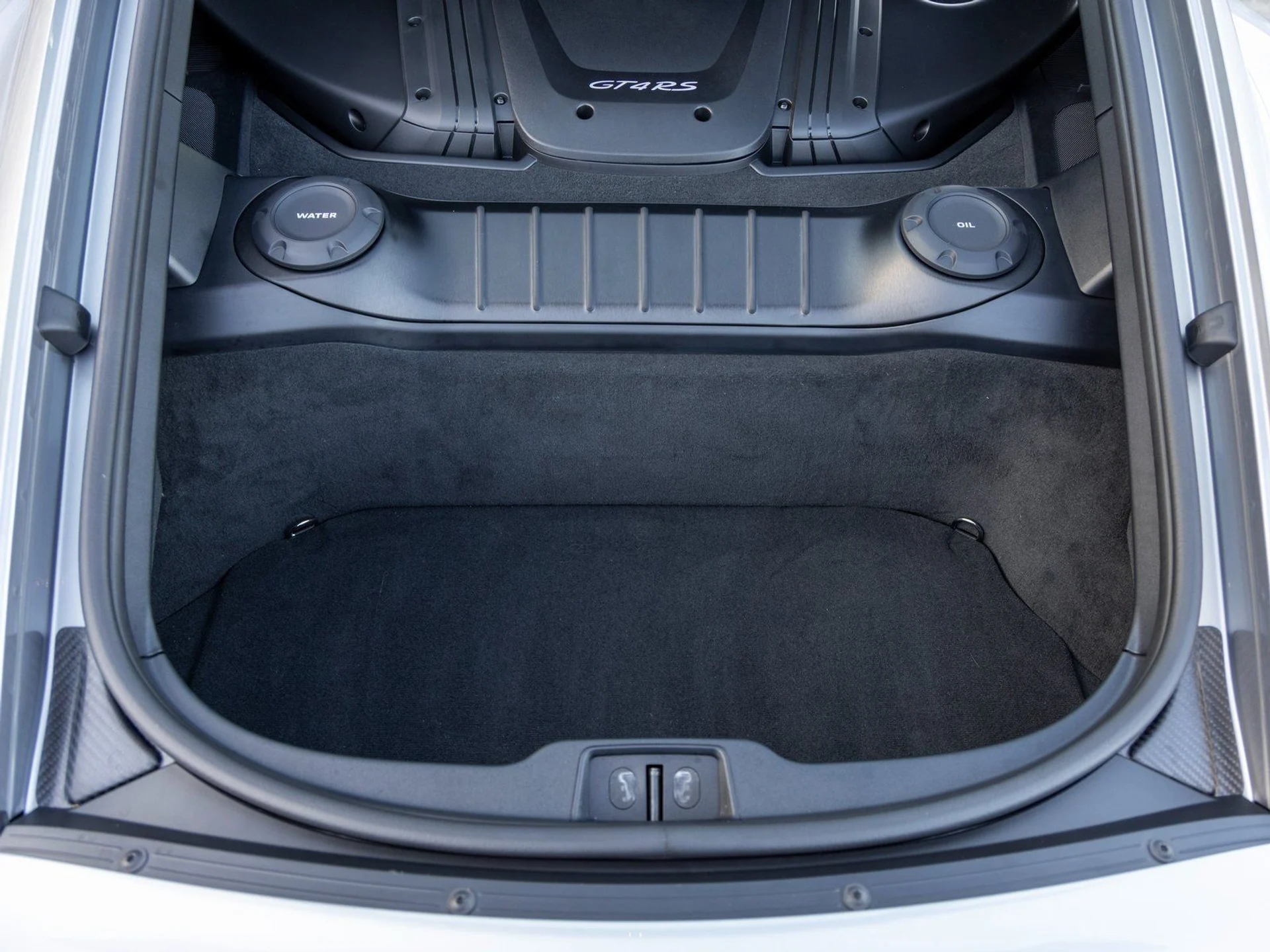 mph051_1887376574_52_65104d64f2