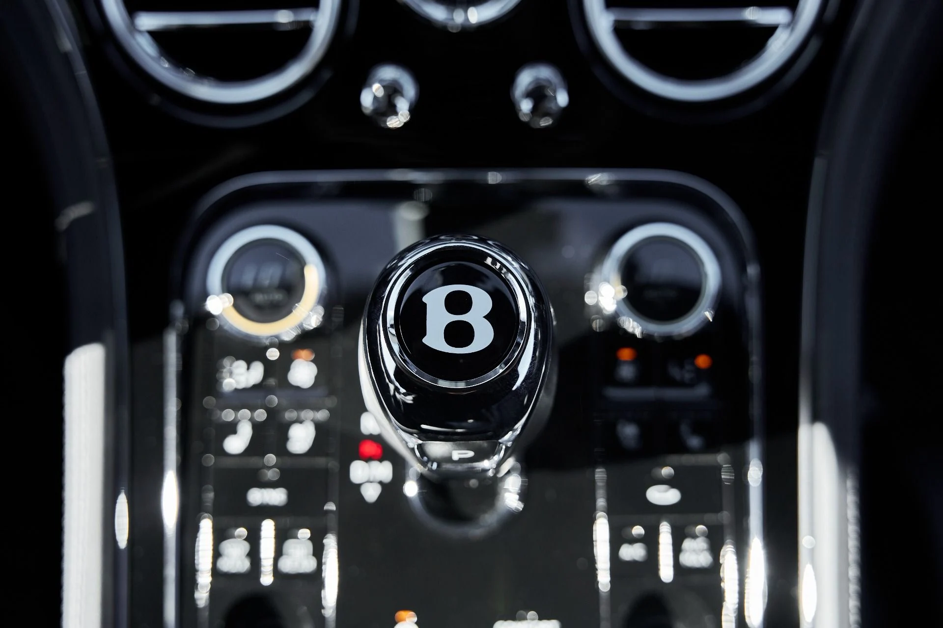 mph051_1913202027_Used_2021_Bentley_Continental_GT_V8_1768615531_d14e9070a7