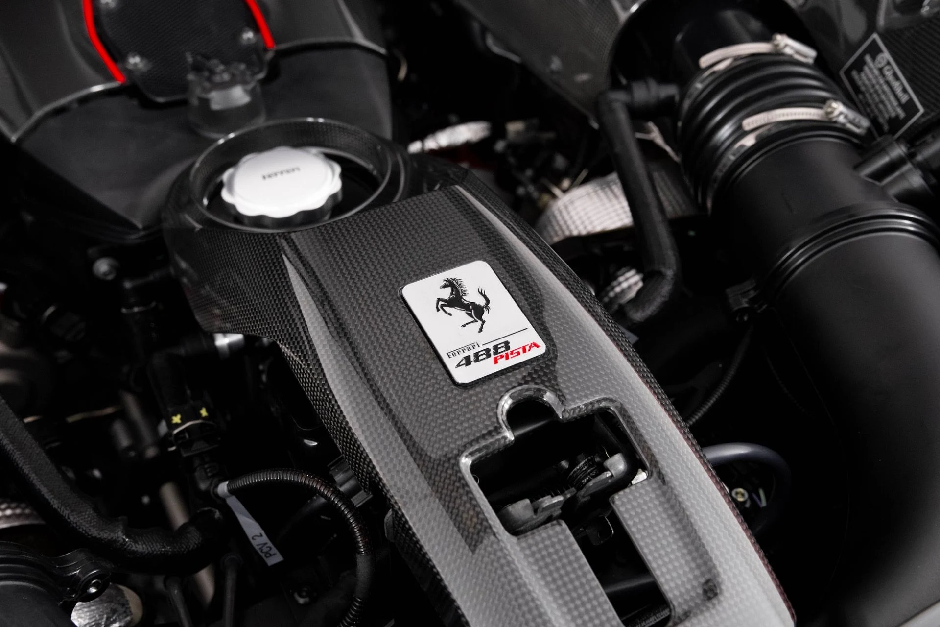 mph051_1915100706_Used_2019_Ferrari_488_Pista_Coupe_1764015871_e114961966