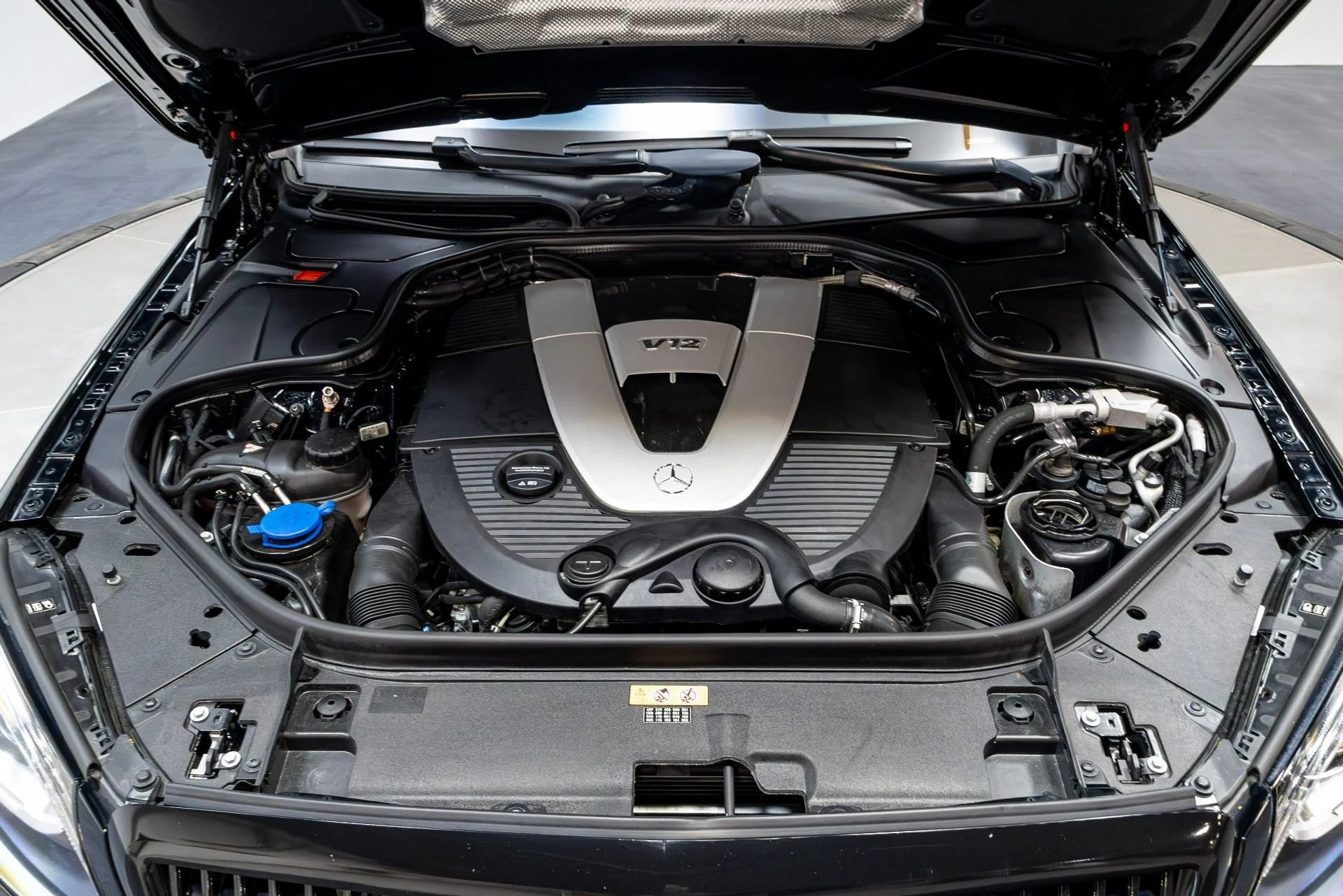 mph051_1928527059_Used_2020_Mercedes_Benz_S_Class_Maybach_S_650_1773874988_5b5992cd47