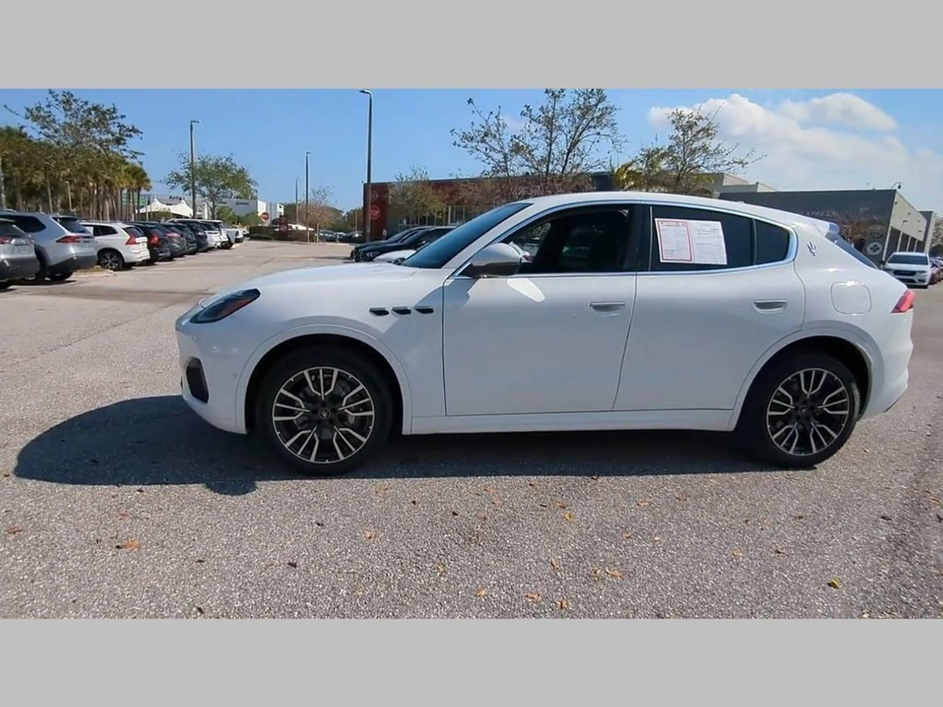 mph051_198661247_990b9eef27076baa6f01aa0cbc1aac7f_bce9700f08