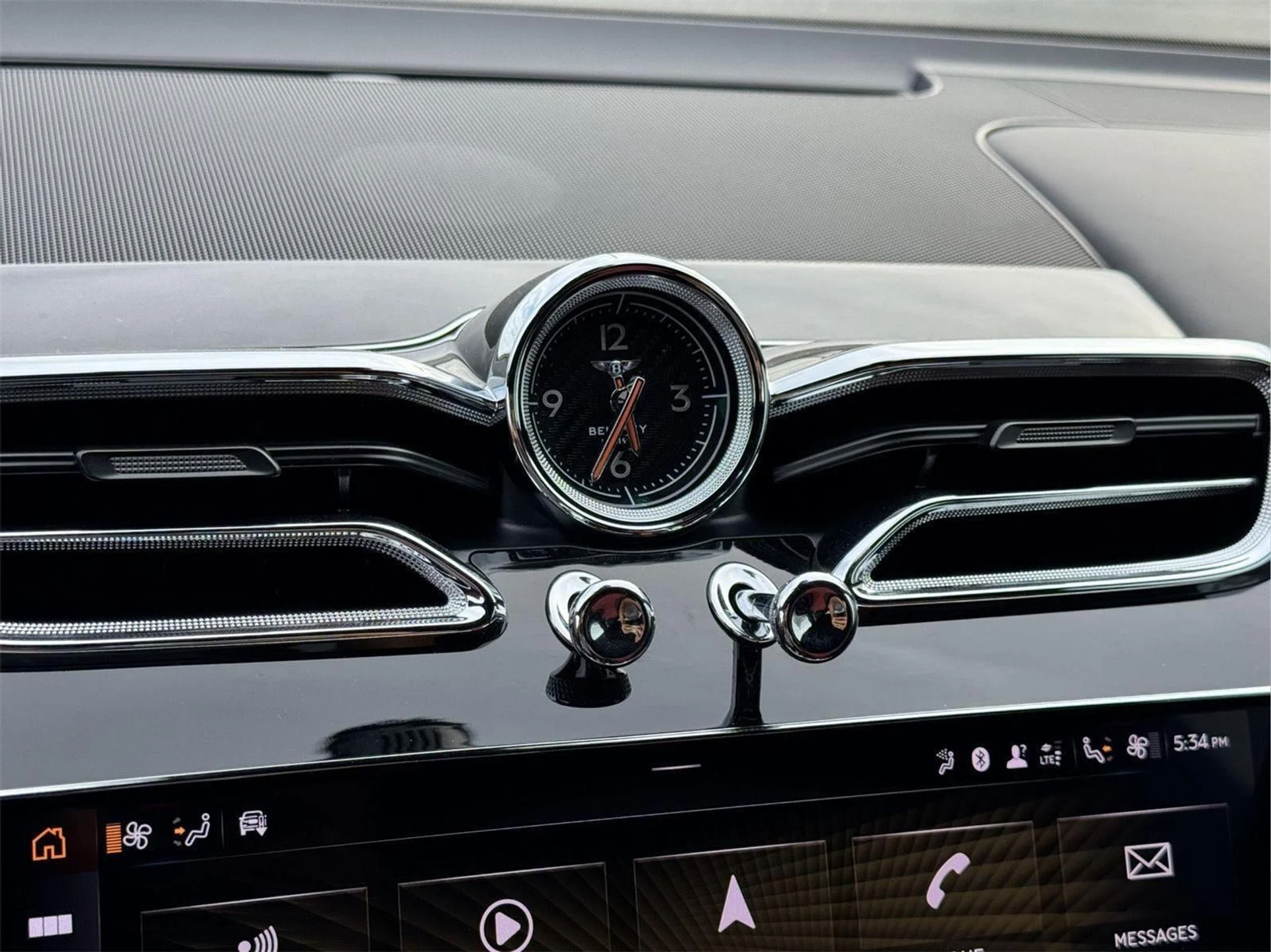 mph051_1990510788_0762ddf2c74b7b3b09d0688b5f88e60c_824363abf0