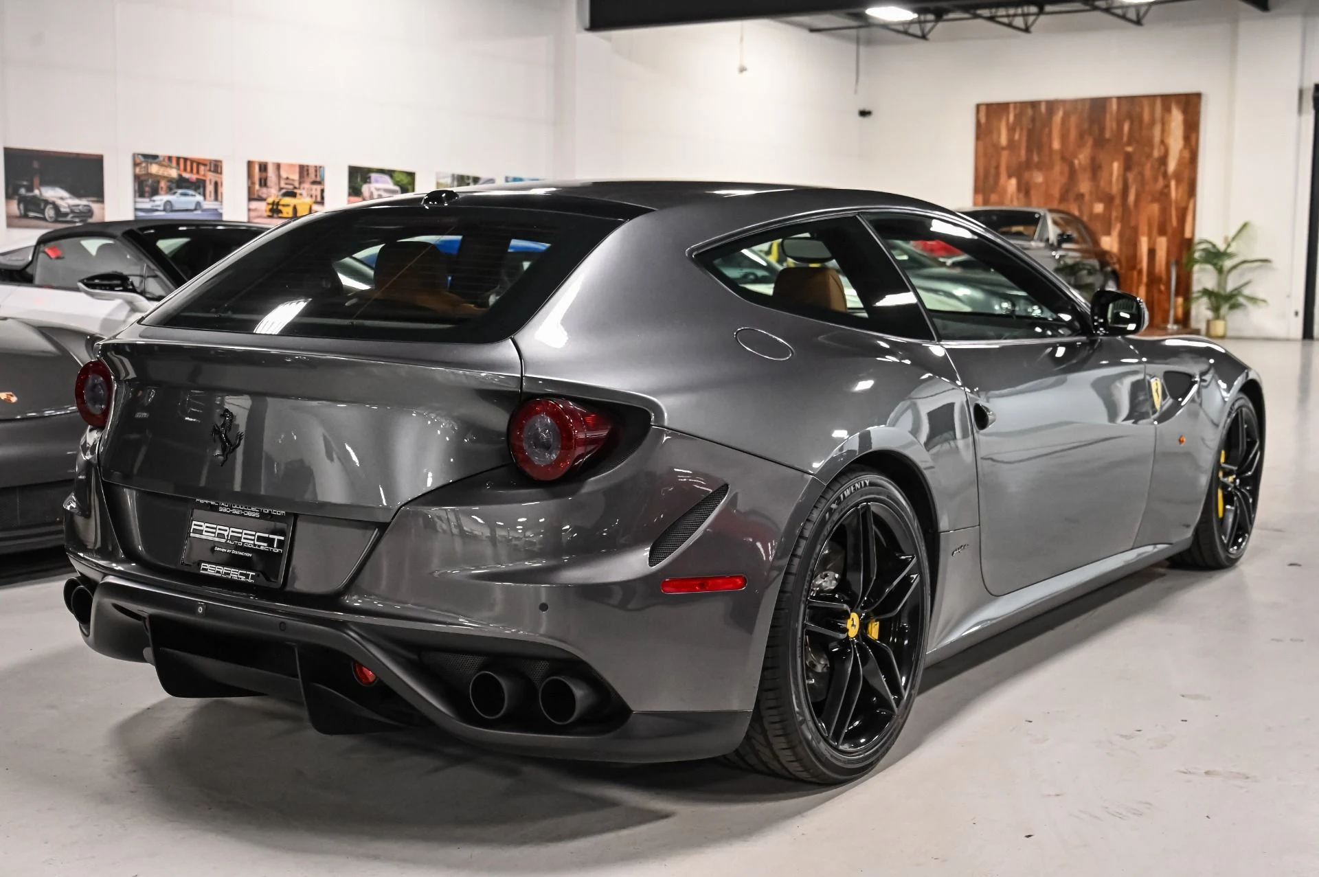 mph051_1995426500_Used_2014_Ferrari_FF_1758753646_4e723400c6