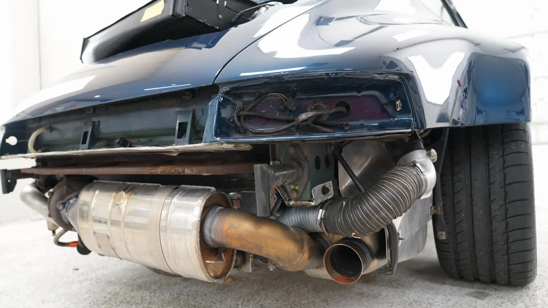 mph051_2002343881_f7920a1feaad6c9231d68545f3d2098ax_9d2872d750