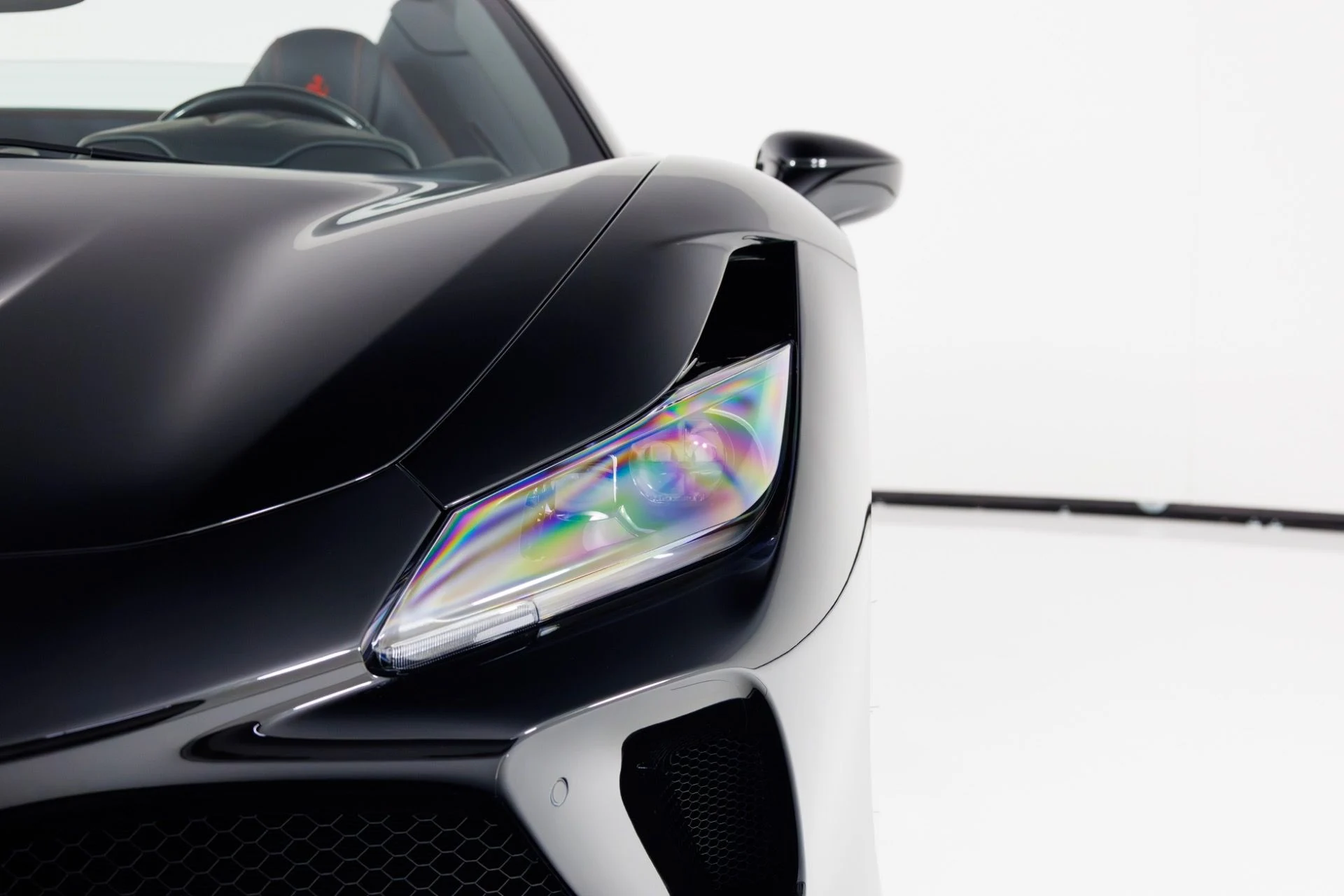 mph051_2007201304_Used_2022_Ferrari_F8_Spider_1769204215_b7dc6f1821